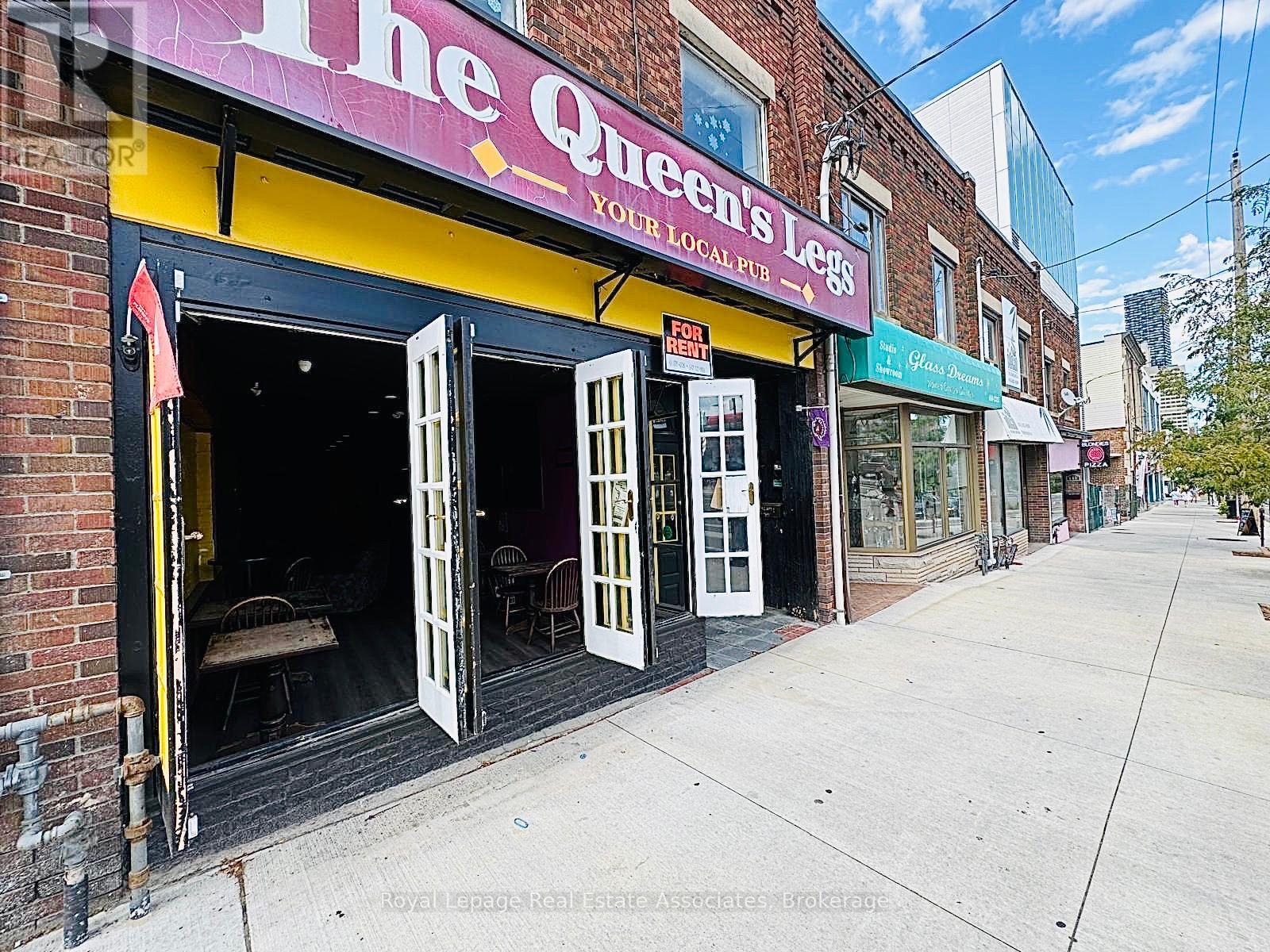 Main Level - 286 Eglinton Avenue W, Toronto, Ontario  M4R 1B2 - Photo 27 - C12369341