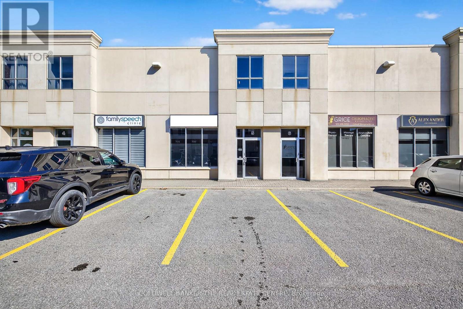 5 - 16945 Leslie Street, Newmarket, Ontario  L3Y 9A2 - Photo 2 - N12369878