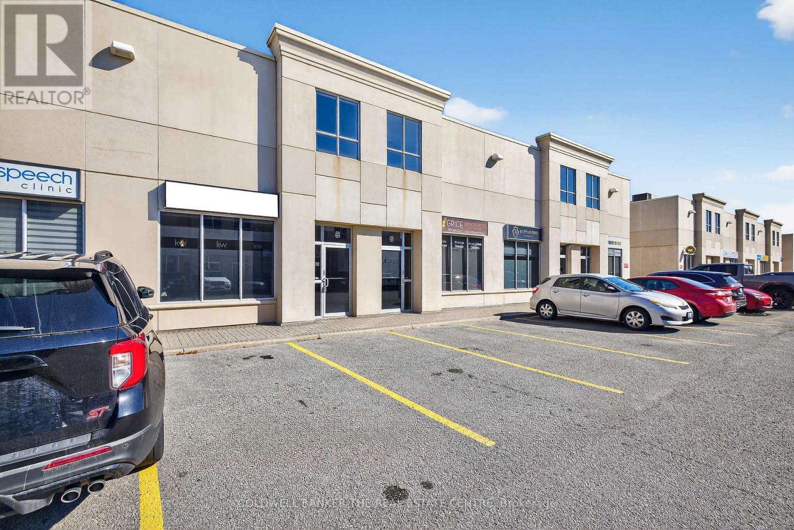 5 - 16945 Leslie Street, Newmarket, Ontario  L3Y 9A2 - Photo 3 - N12369878