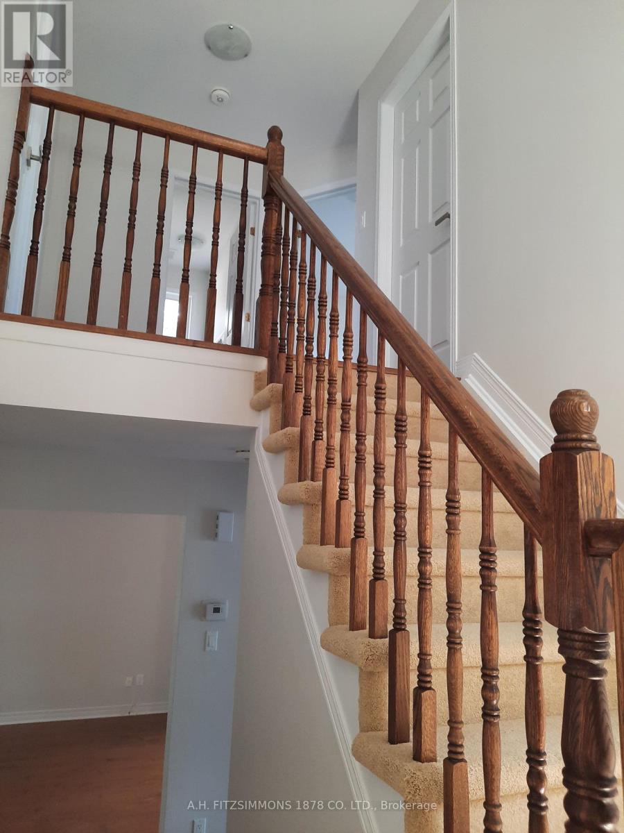 31 Burntwood Avenue, Ottawa, Ontario  K2J 4P4 - Photo 12 - X12370036