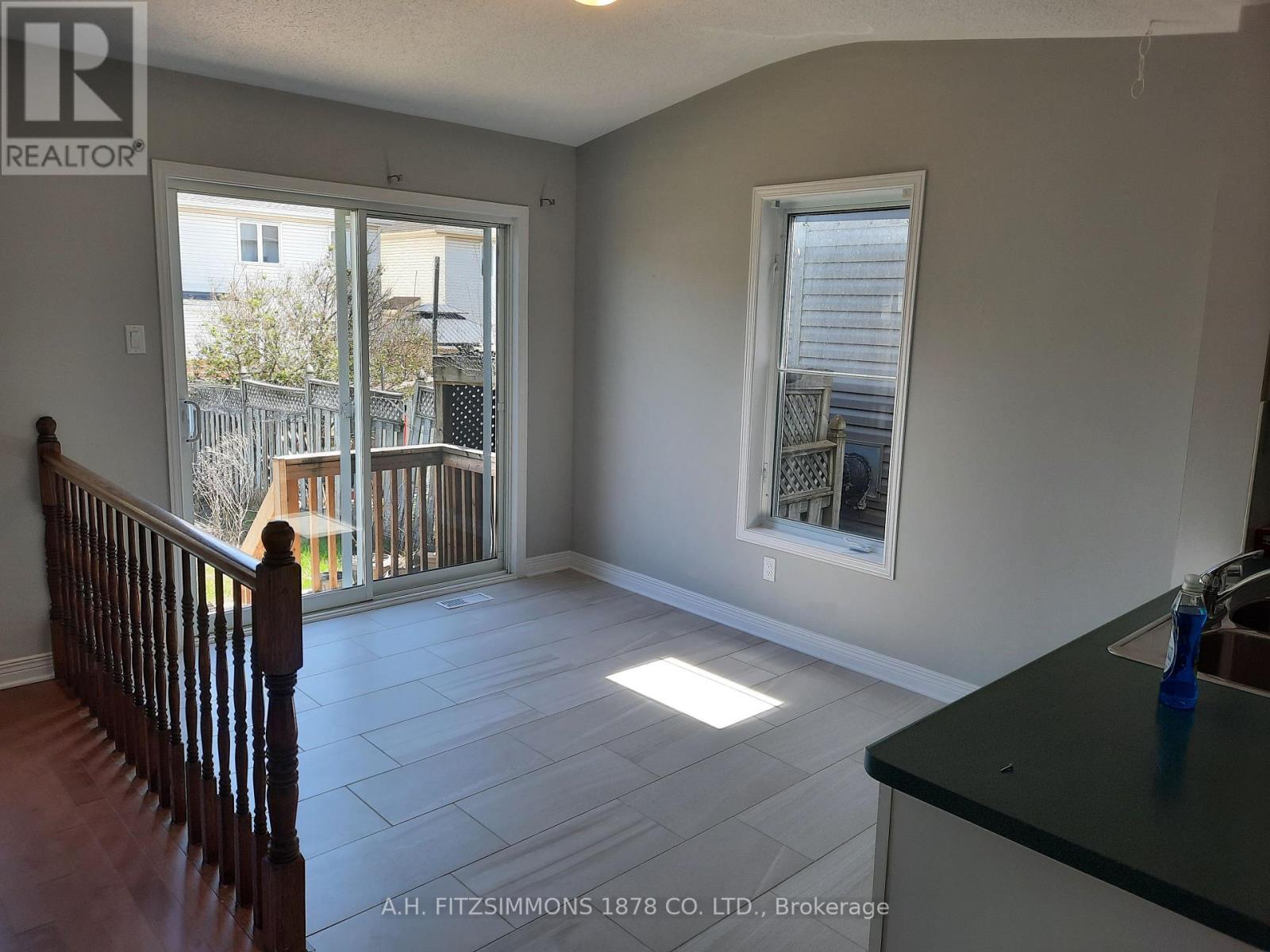 31 Burntwood Avenue, Ottawa, Ontario  K2J 4P4 - Photo 4 - X12370036