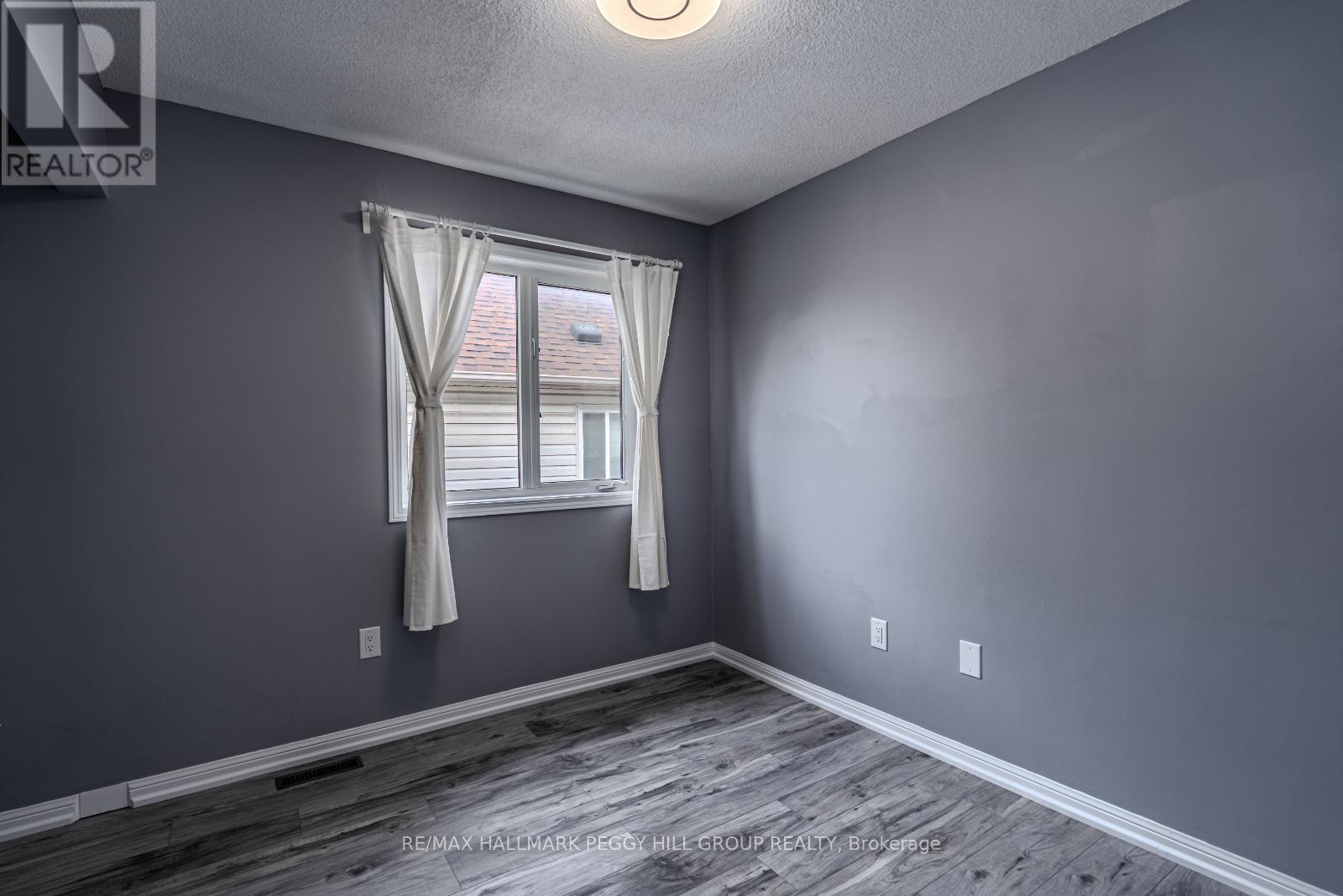 367 Ferndale Drive S, Barrie, Ontario  L4N 9Y8 - Photo 8 - S12369903