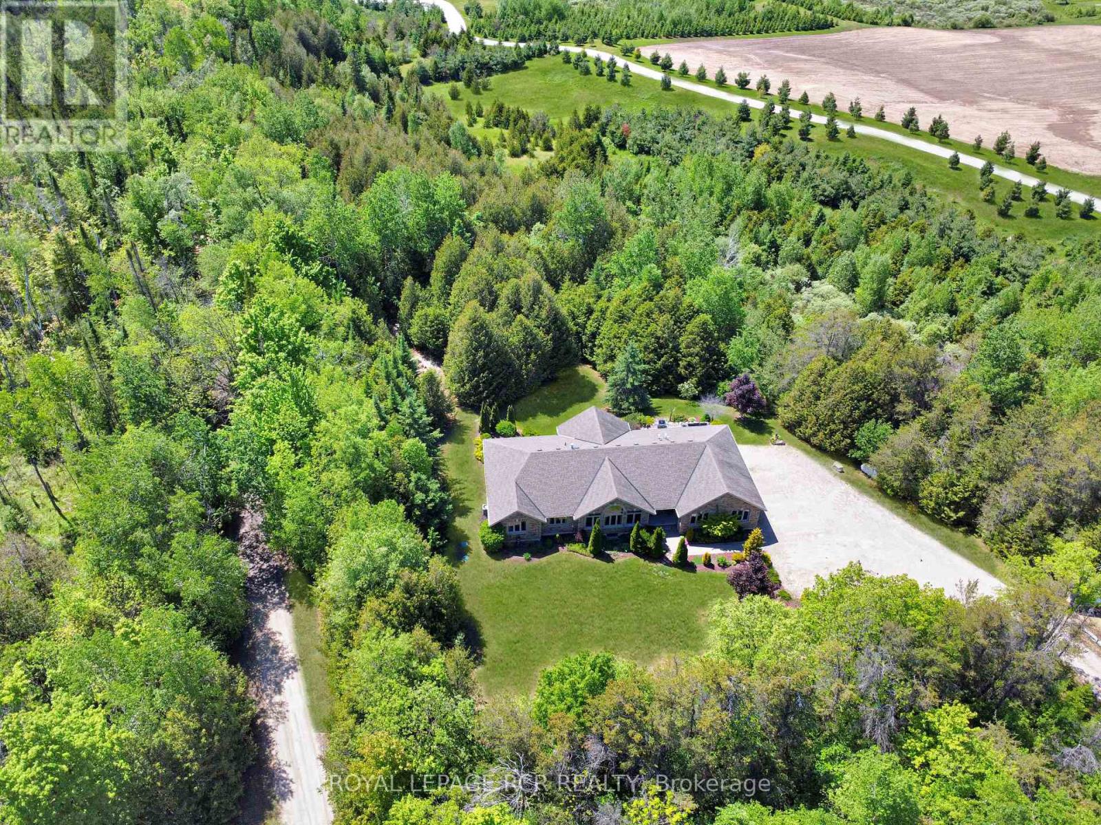 555374 Mono Amaranth Line, Amaranth, Ontario  L9V 1L7 - Photo 2 - X12247847