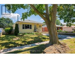 42 Dunkeld Avenue, St. Catharines (Carlton/Bunting), Ca