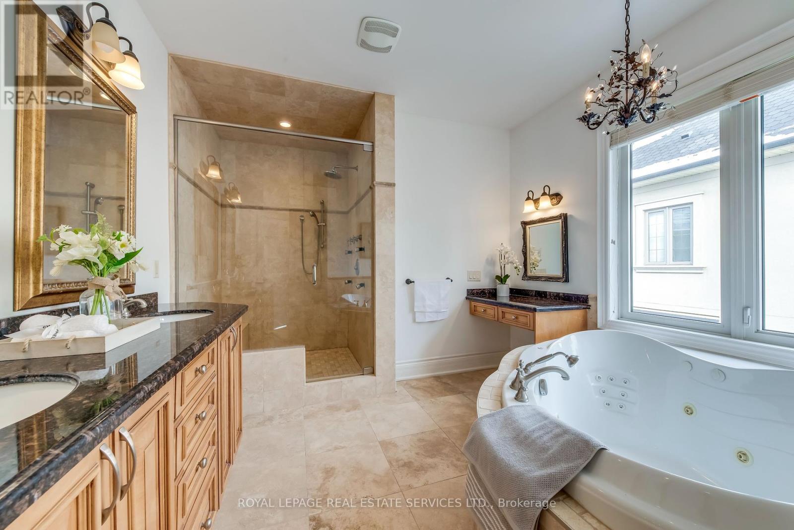 3341 Lakeshore Road, Burlington, Ontario  L7N 1B1 - Photo 28 - W12369917