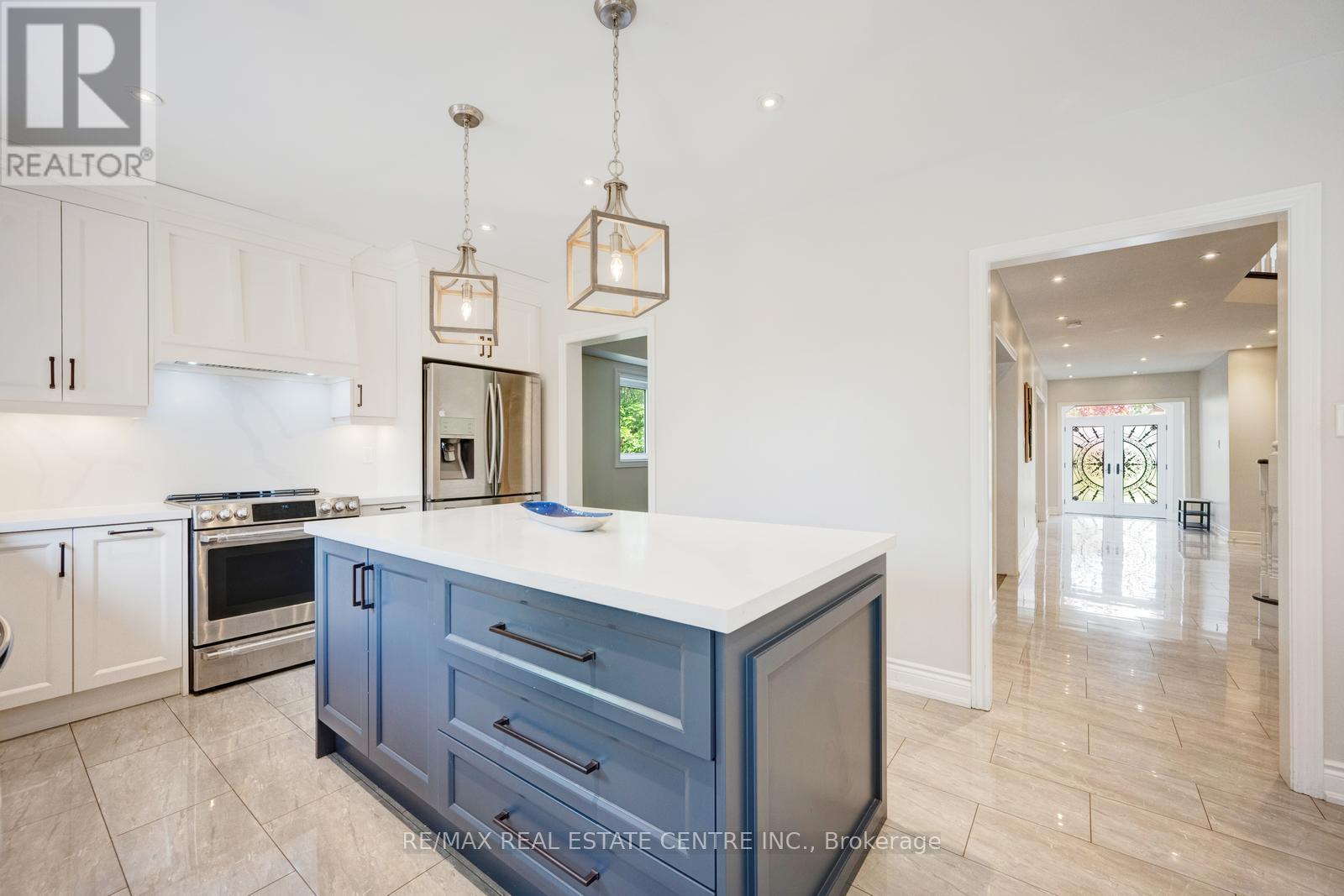 6361 Donway Drive, Mississauga, Ontario  L5V 1J5 - Photo 17 - W12369945