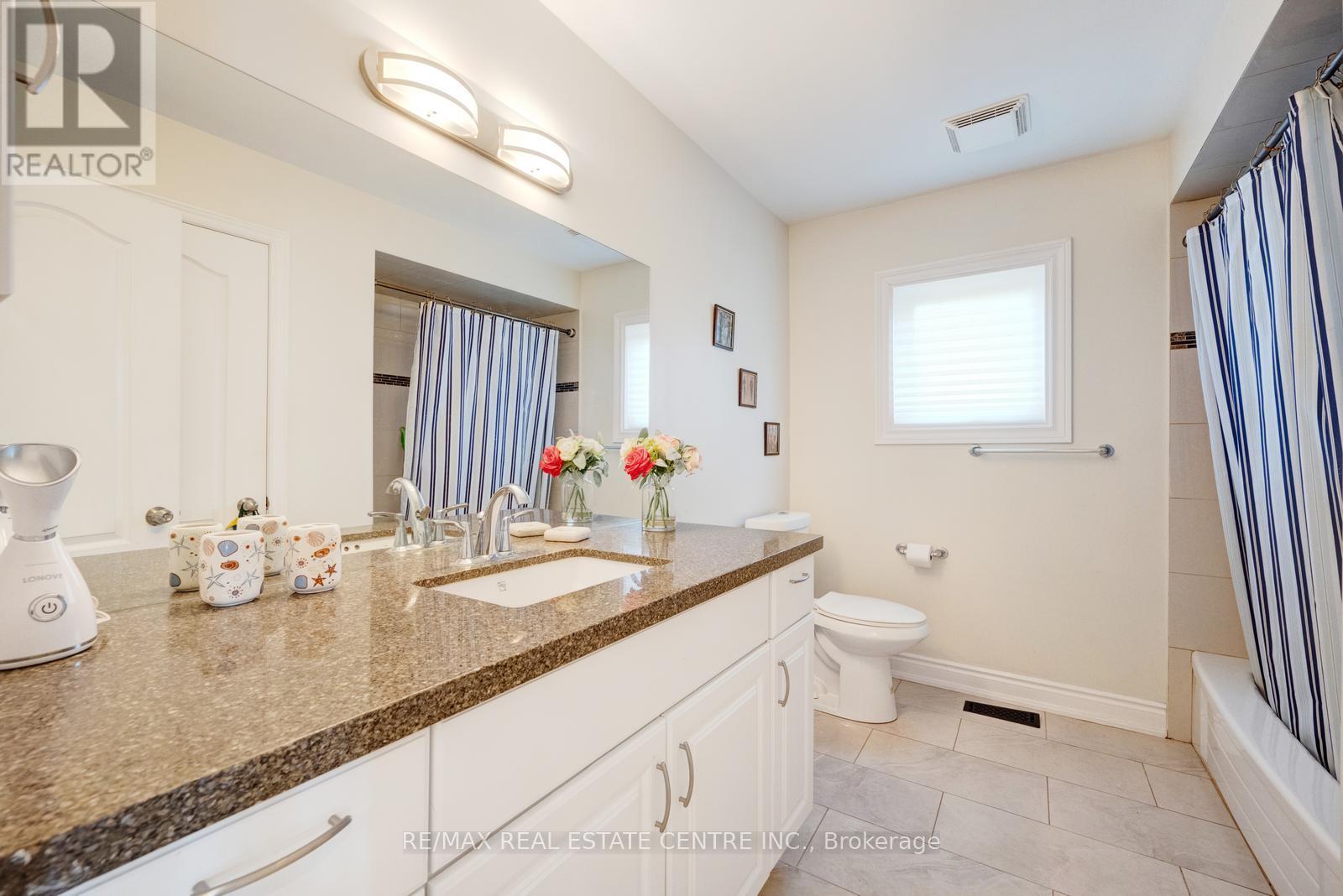 6361 Donway Drive, Mississauga, Ontario  L5V 1J5 - Photo 31 - W12369945