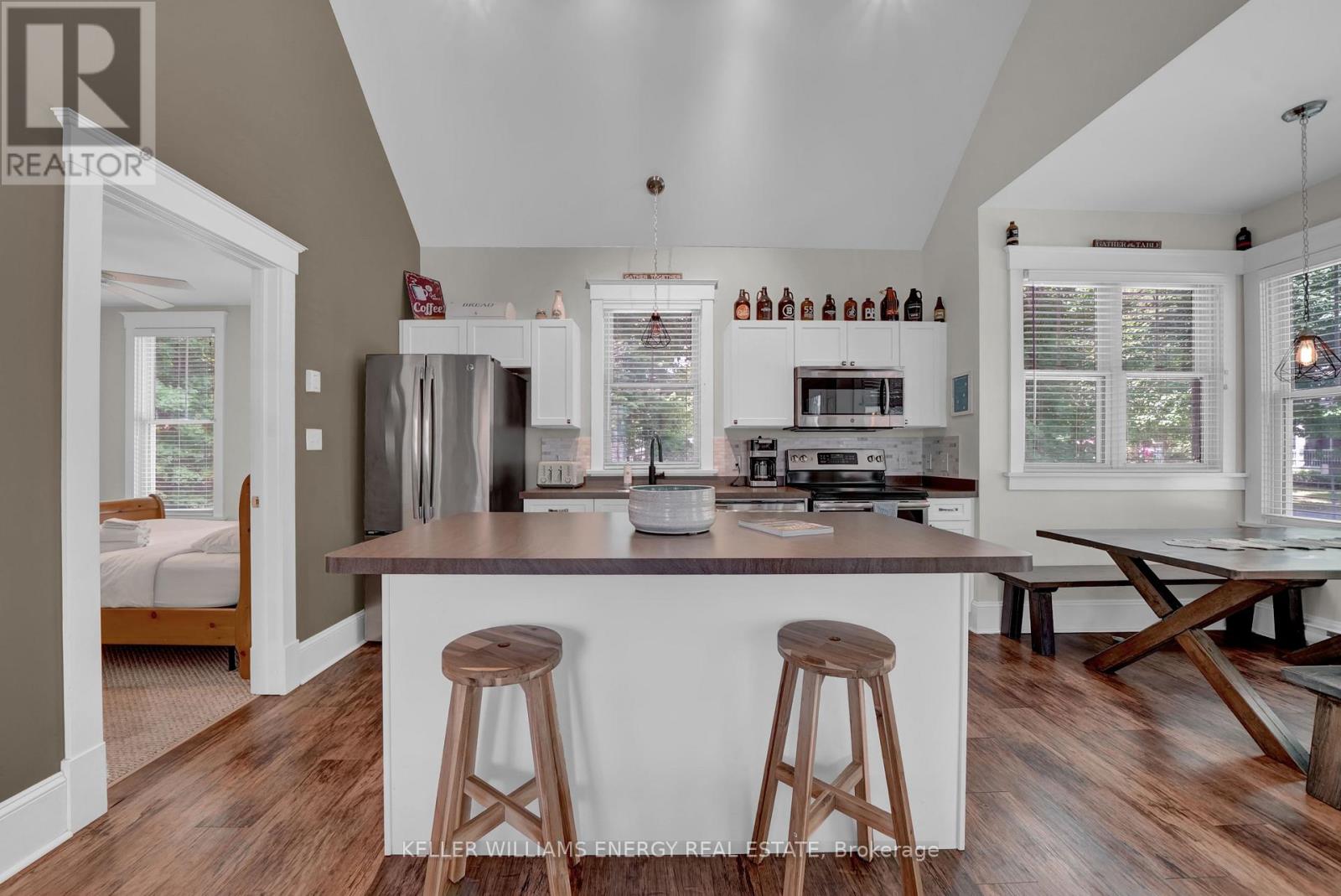 2 Pine Forest Lane, Prince Edward County (Athol), Ontario  K0K 1P0 - Photo 16 - X12369974
