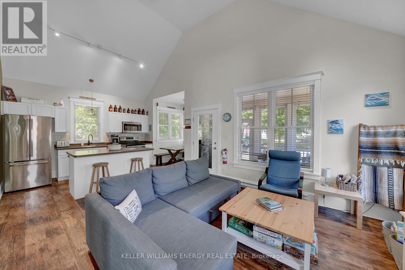 2 Pine Forest Lane, Prince Edward County (Athol), Ontario  K0K 1P0 - Photo 17 - X12369974
