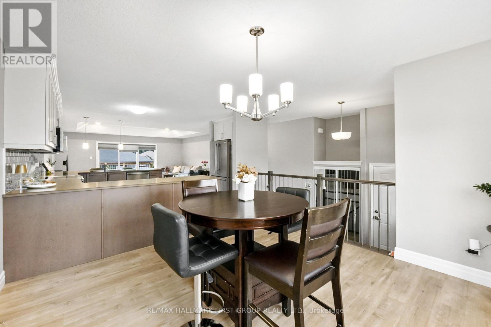 44 Liberty Crescent, Quinte West, Ontario  K8V 0G2 - Photo 17 - X12369881