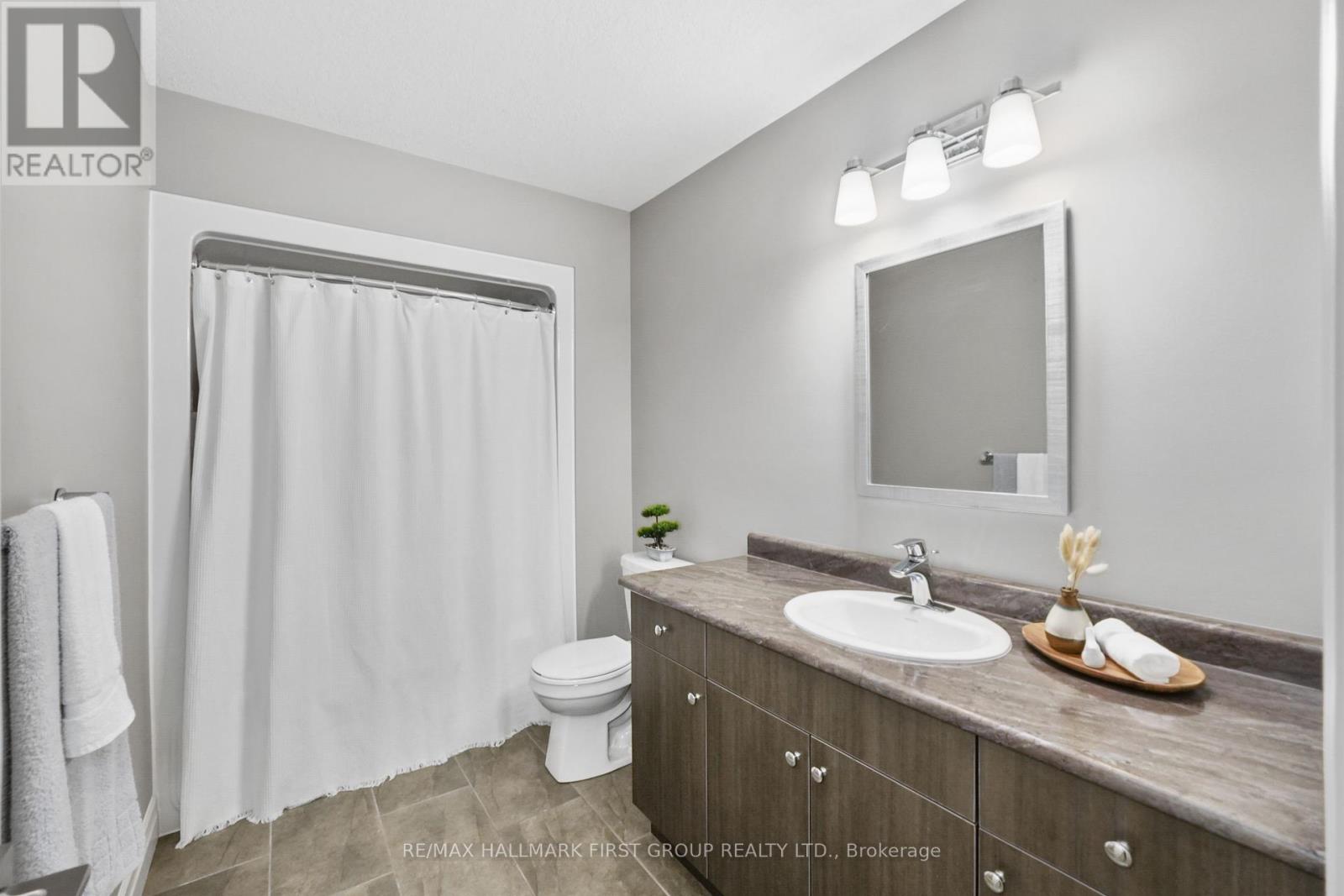 44 Liberty Crescent, Quinte West, Ontario  K8V 0G2 - Photo 23 - X12369881