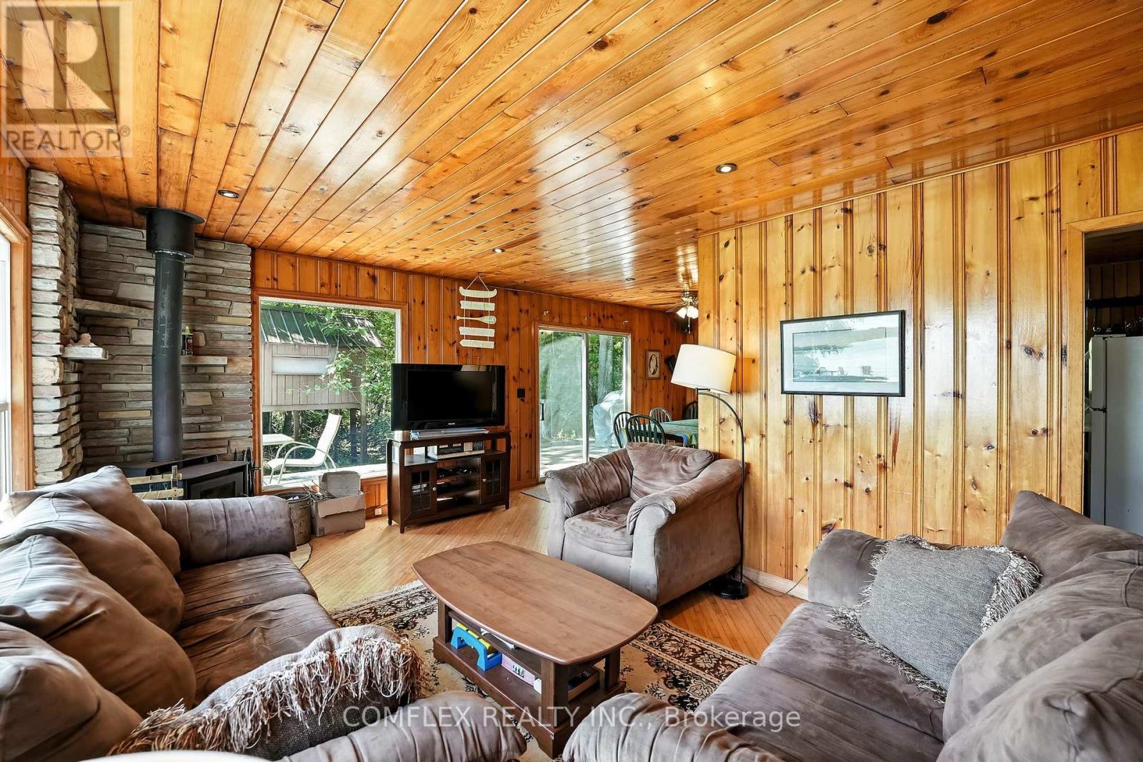 633 Grand Island, Kawartha Lakes, Ontario  K0M 1G0 - Photo 11 - X12369884