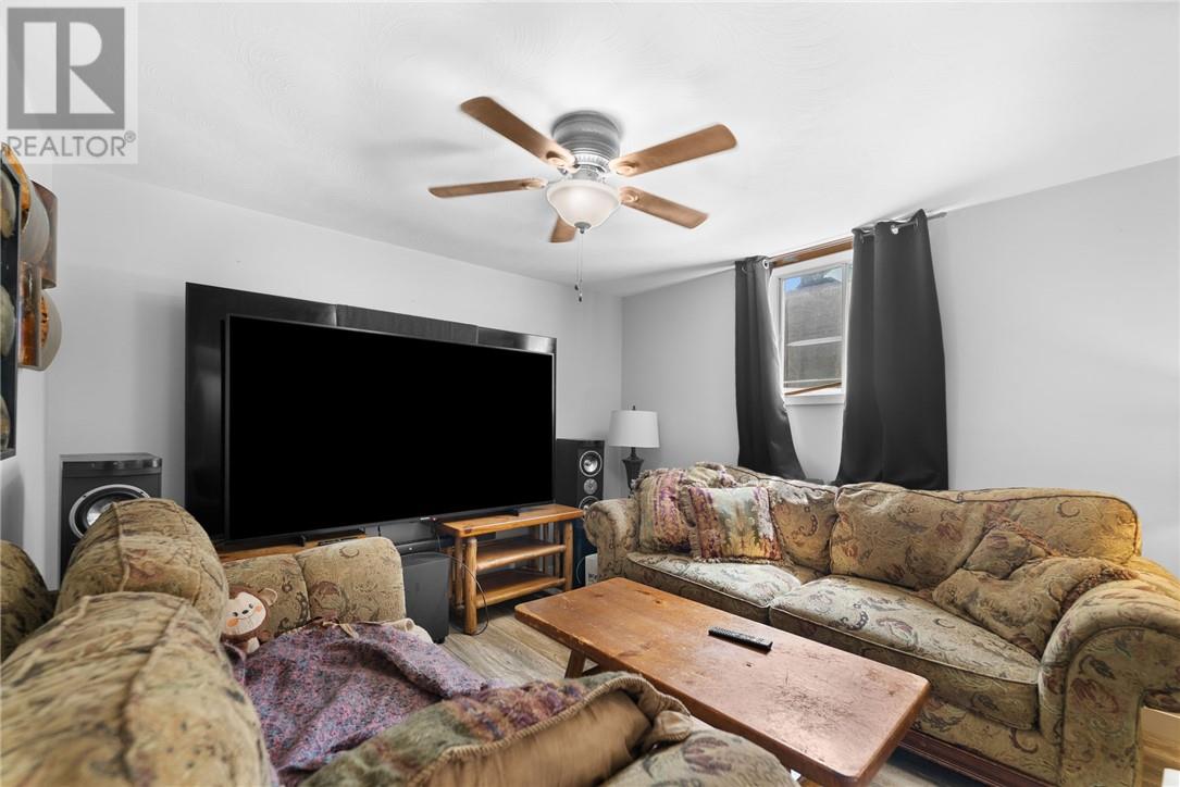3550 Errington Avenue, Chelmsford, Ontario  P0M 1L0 - Photo 23 - 2124300