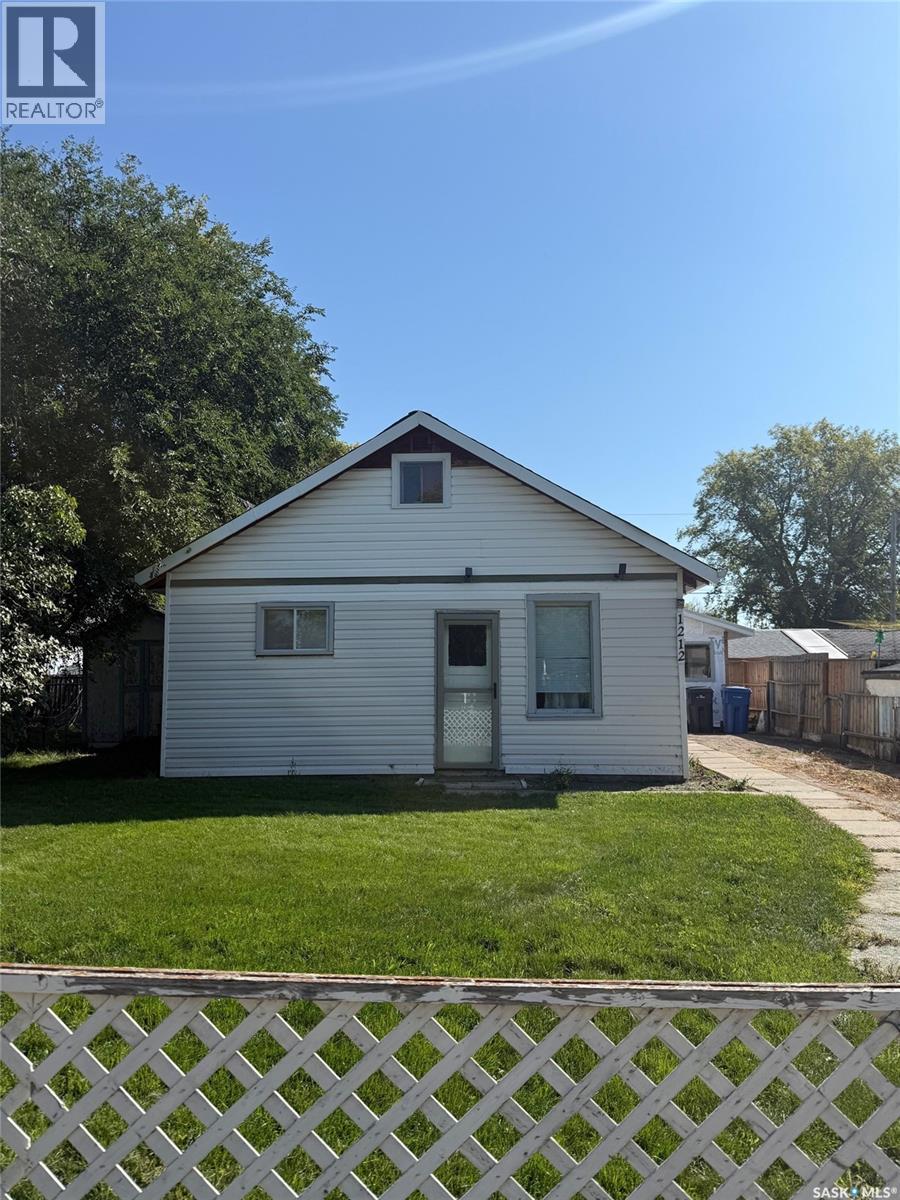 1212 108th STREET, North Battleford, Saskatchewan
