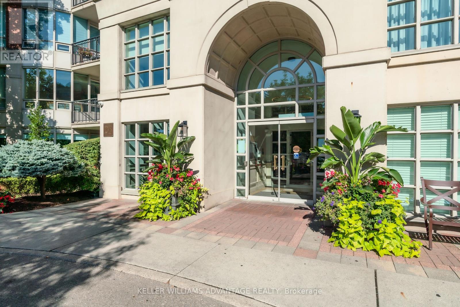 Ph22 - 28 William Carson Crescent, Toronto, Ontario  M2P 2H1 - Photo 38 - C12369954