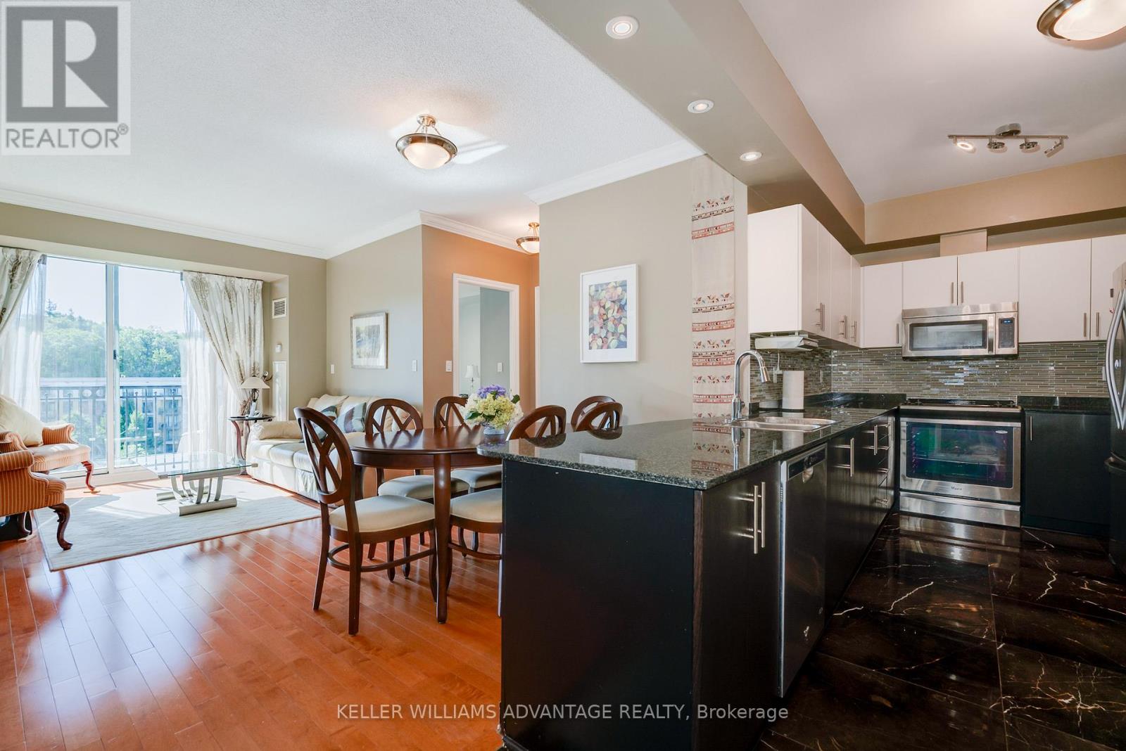 Ph22 - 28 William Carson Crescent, Toronto, Ontario  M2P 2H1 - Photo 5 - C12369954