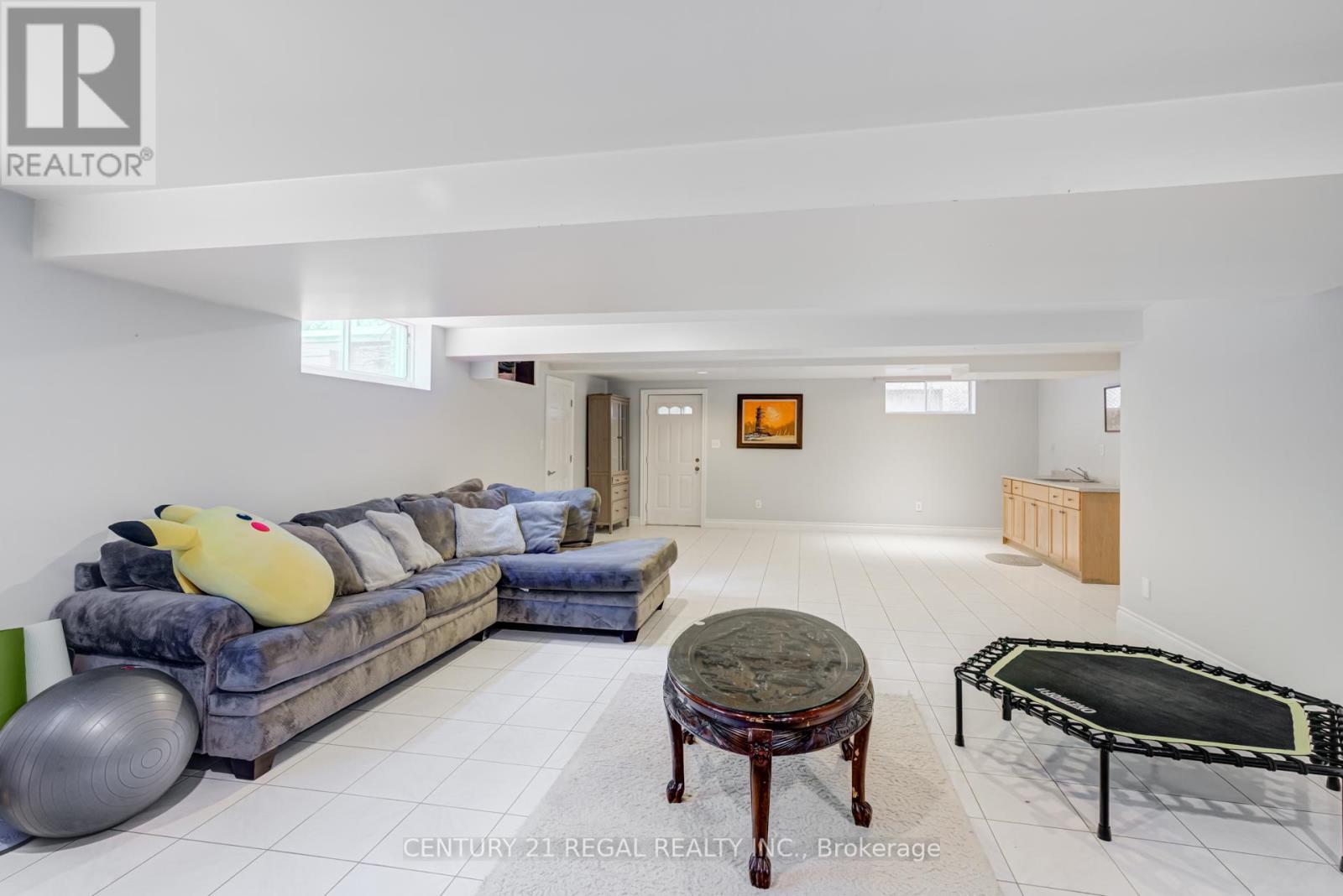 52 Ranee Avenue, Toronto (Englemount-Lawrence), Ontario  M6A 1M9 - Photo 24 - C12370037