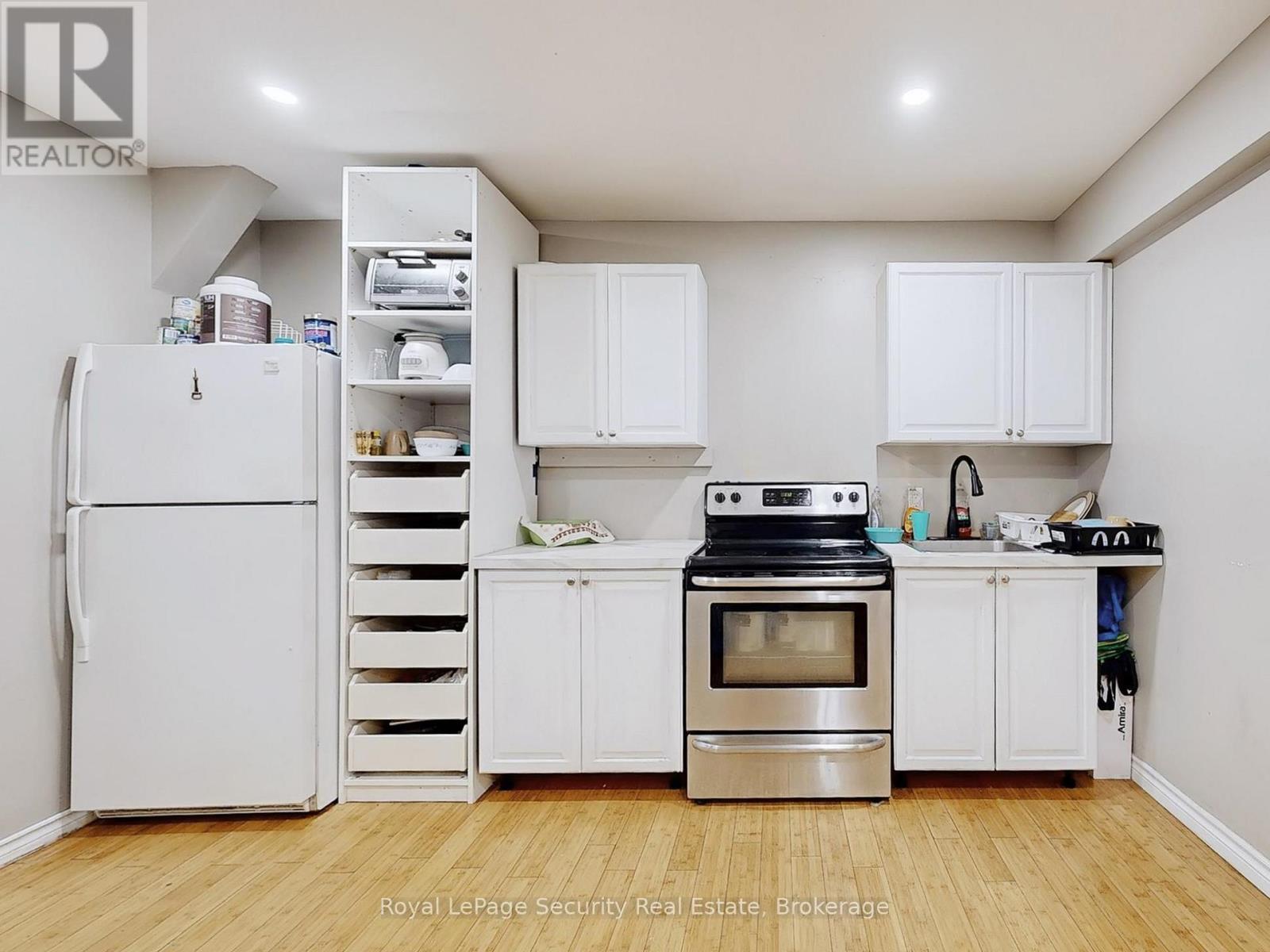 128 Daiseyfield Crescent, Vaughan, Ontario  L4H 2T7 - Photo 36 - N12360755