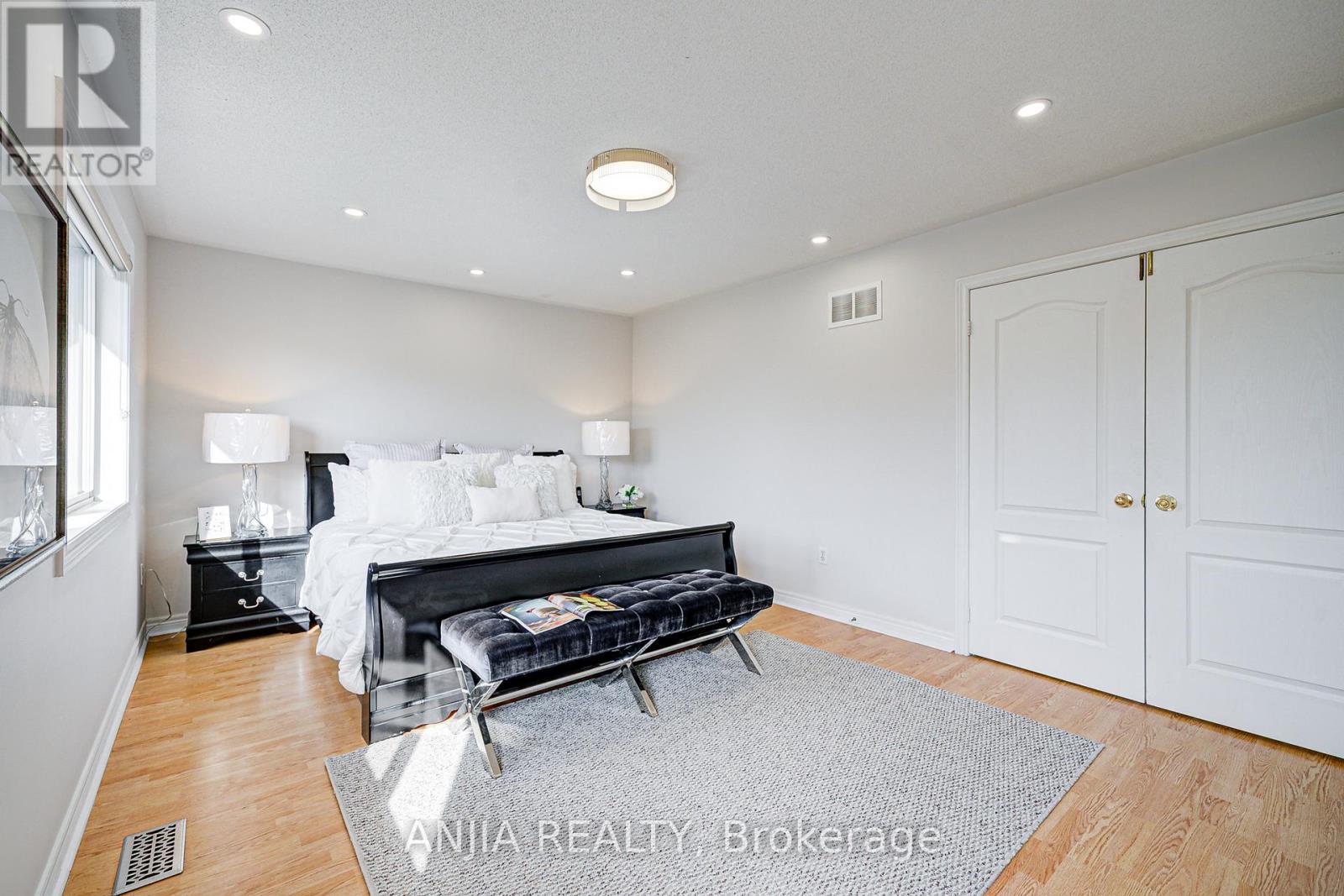 140 Edward Jefferys Avenue, Markham, Ontario  L6E 1V5 - Photo 34 - N12370016