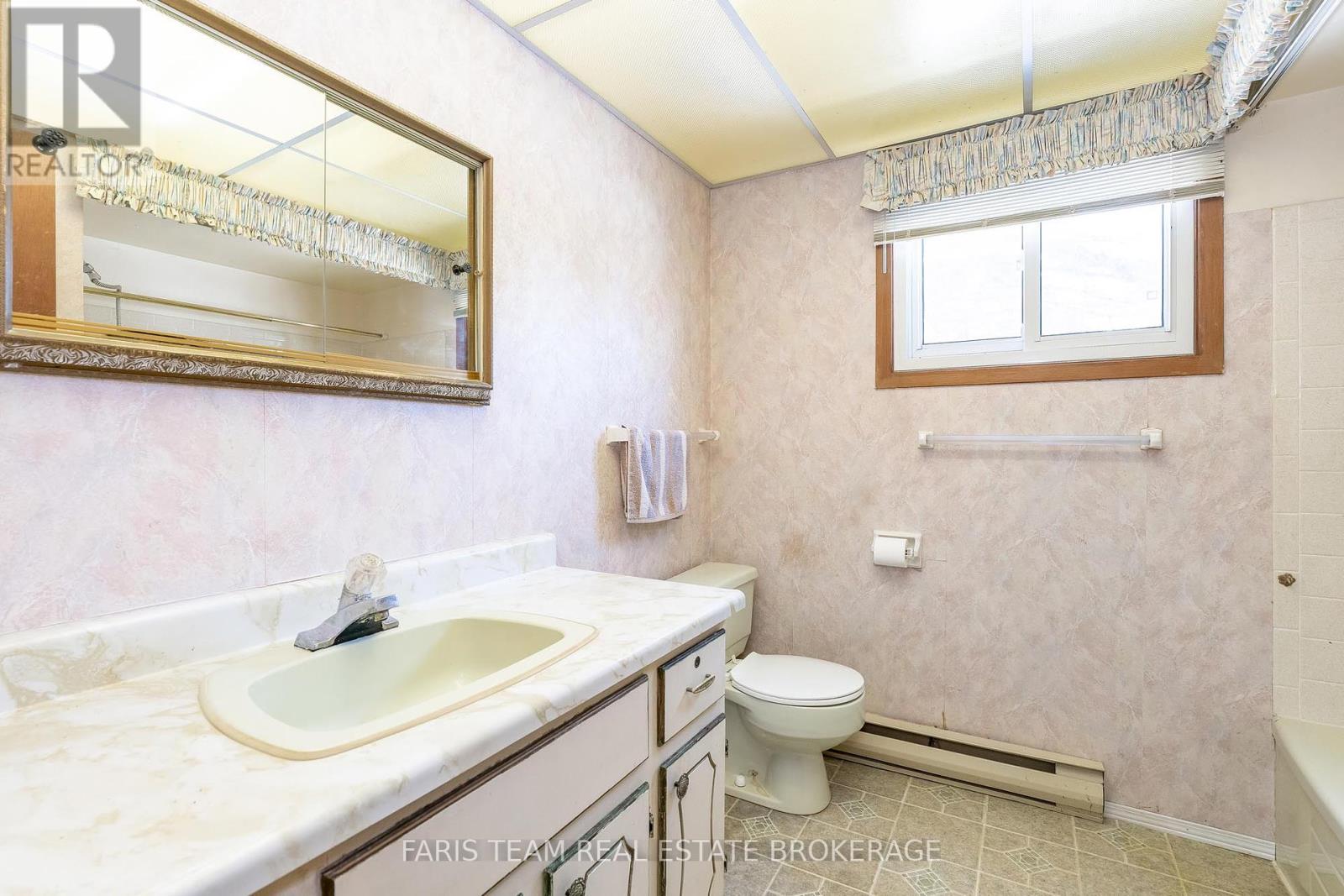 547 Line 11 N, Oro-Medonte, Ontario  L3V 0H5 - Photo 20 - S12370045