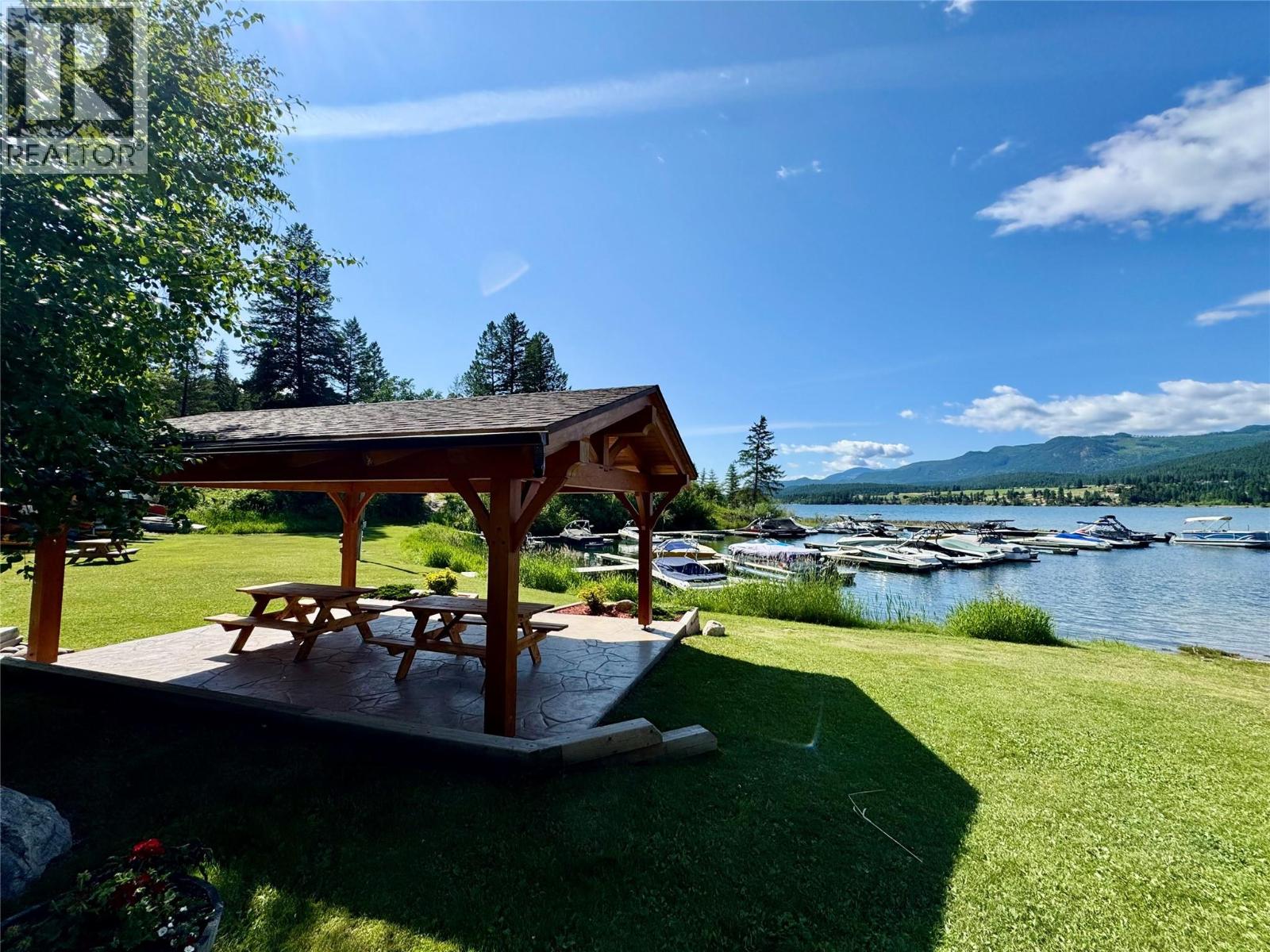 110 Indian Beach Road, Windermere, British Columbia  V0B 2L2 - Photo 24 - 10360981