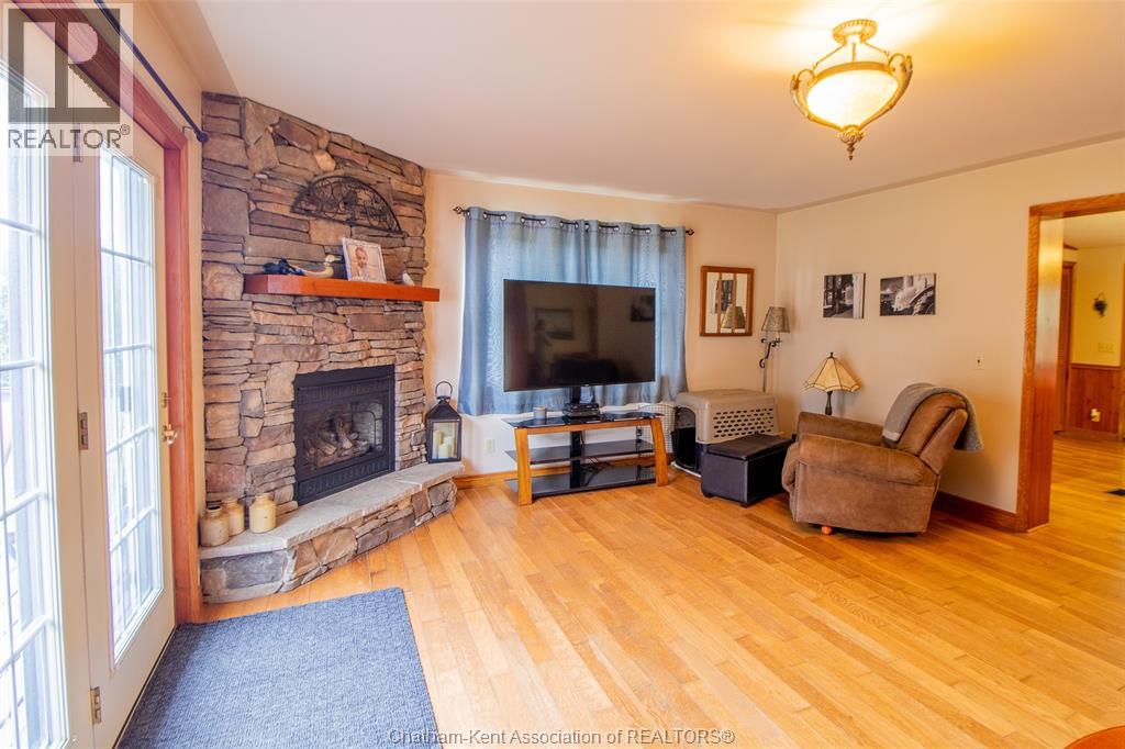 710 Johnston Road, Dawn-Euphemia, Ontario  N0P 1C0 - Photo 10 - 25021309