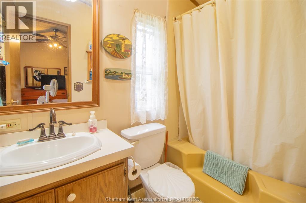 710 Johnston Road, Dawn-Euphemia, Ontario  N0P 1C0 - Photo 21 - 25021309