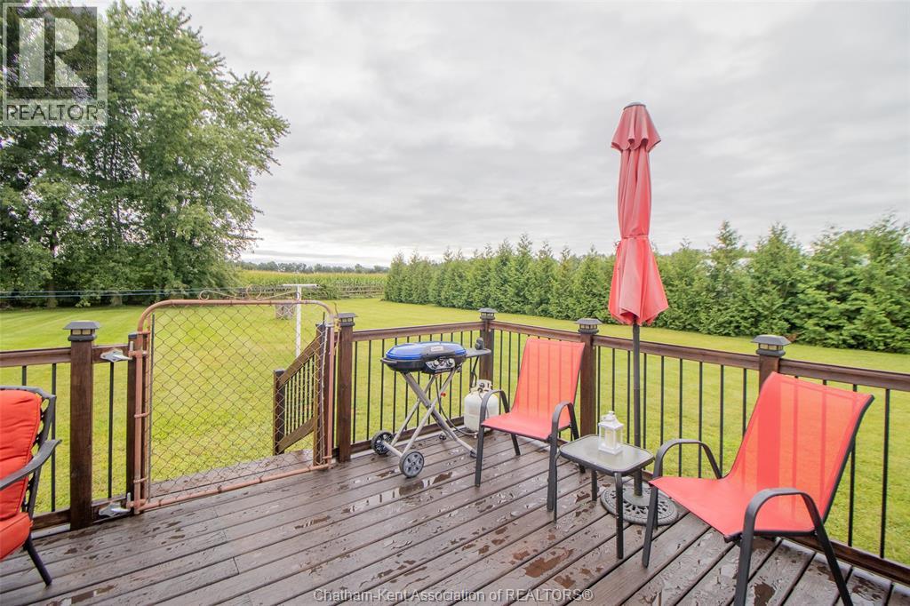 710 Johnston Road, Dawn-Euphemia, Ontario  N0P 1C0 - Photo 28 - 25021309