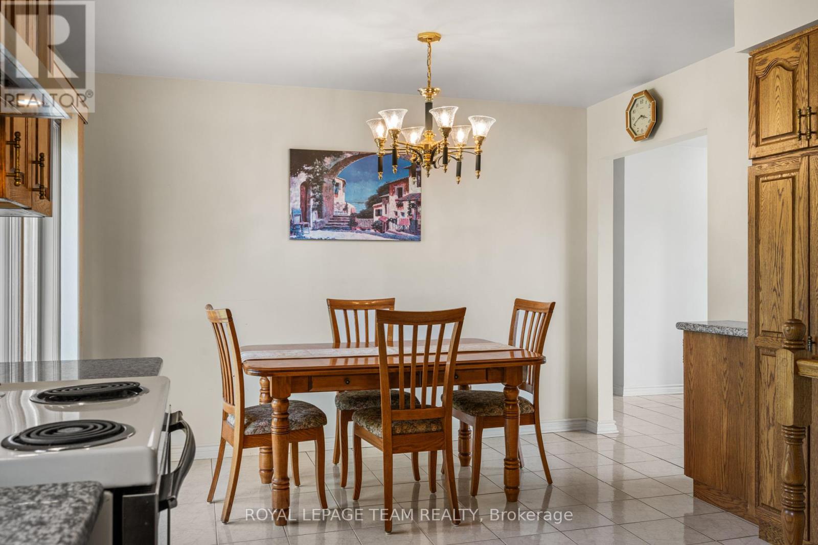 5 Spring Garden Avenue, Ottawa, Ontario  K2G 3B1 - Photo 14 - X12370094