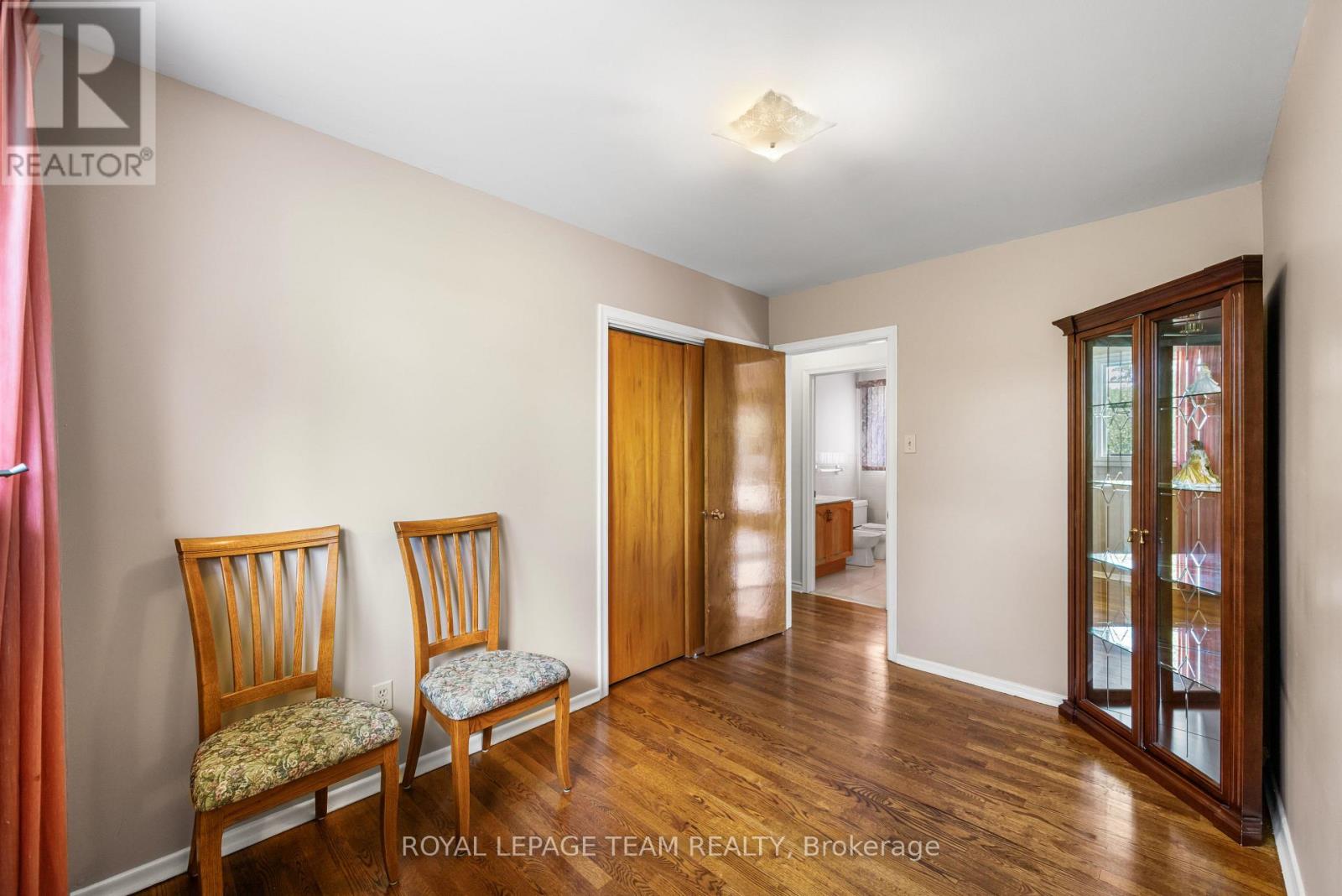5 Spring Garden Avenue, Ottawa, Ontario  K2G 3B1 - Photo 21 - X12370094
