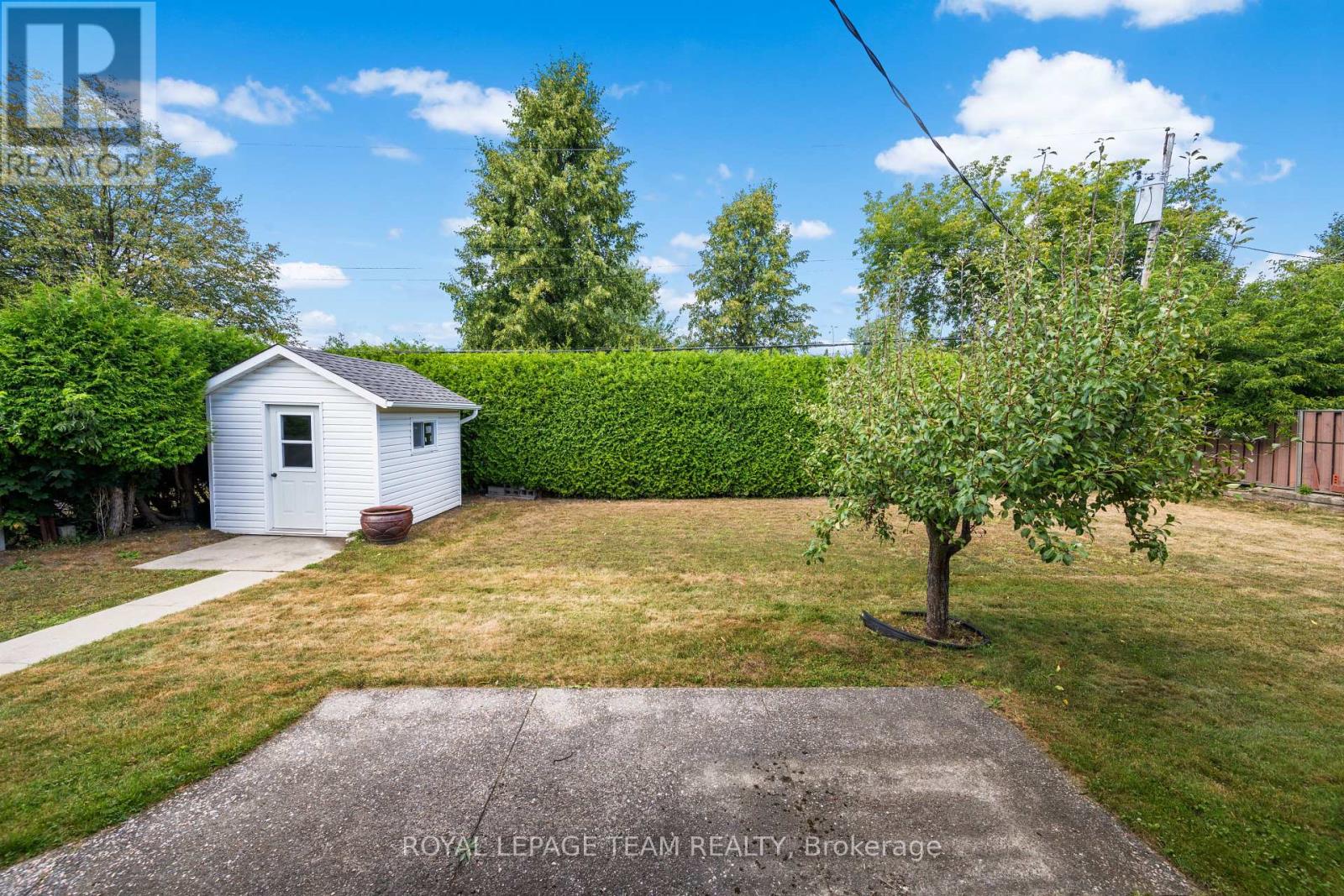5 Spring Garden Avenue, Ottawa, Ontario  K2G 3B1 - Photo 35 - X12370094