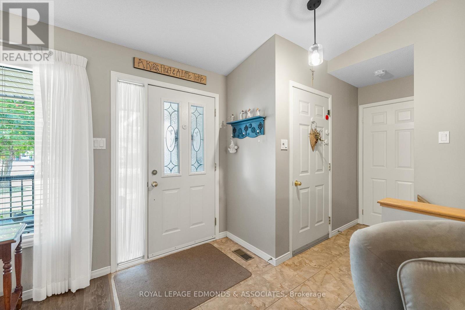 385 Morris Street, Pembroke, Ontario  K8A 8P4 - Photo 10 - X12370144