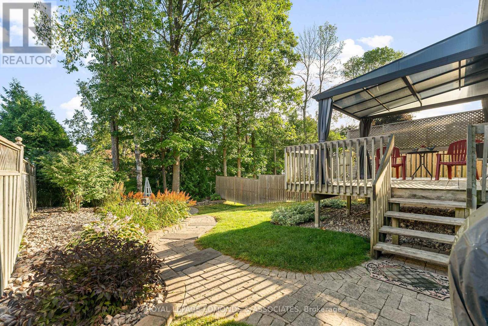 385 Morris Street, Pembroke, Ontario  K8A 8P4 - Photo 4 - X12370144