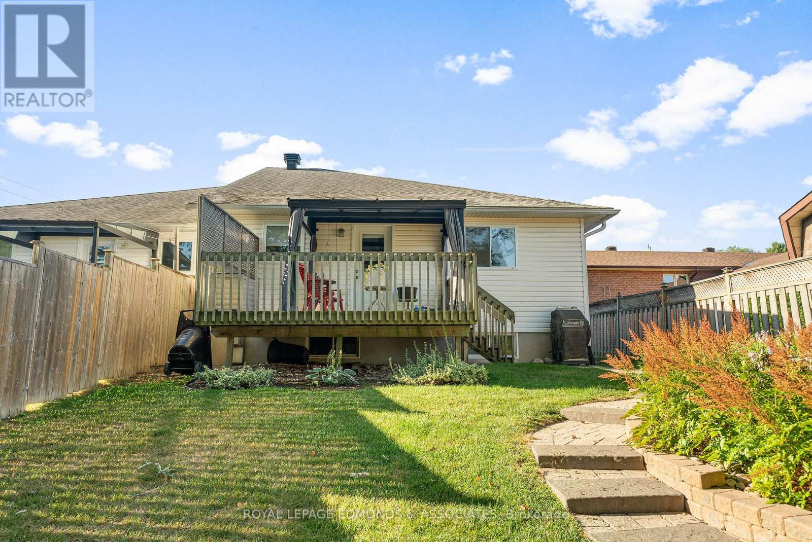 385 Morris Street, Pembroke, Ontario  K8A 8P4 - Photo 7 - X12370144