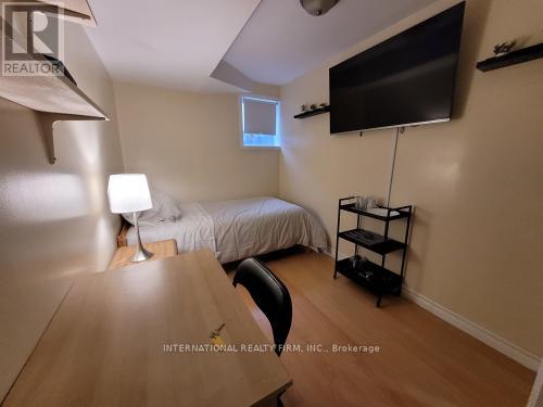 23 Hackett Avenue, Toronto, Ontario  M3J 0C7 - Photo 27 - W12370053