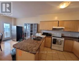 23 HACKETT AVENUE, Toronto, Ontario