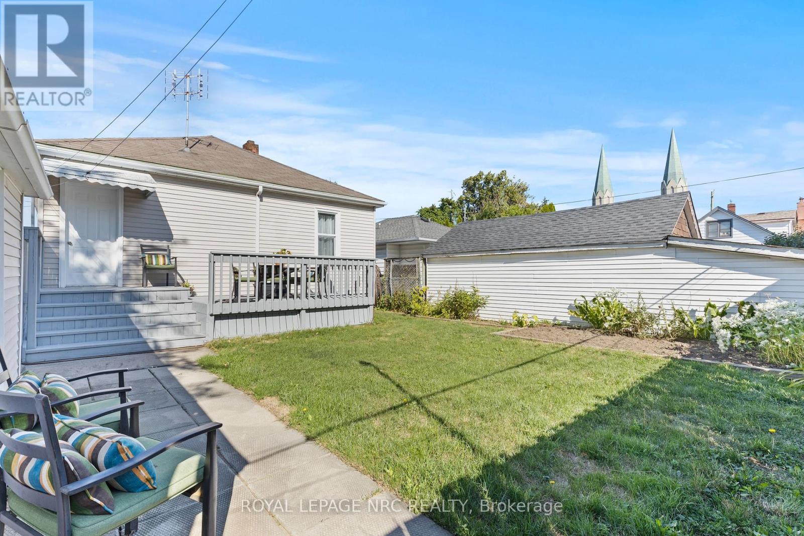 28 Augusta Avenue, St. Catharines, Ontario  L2M 5R2 - Photo 40 - X12370134