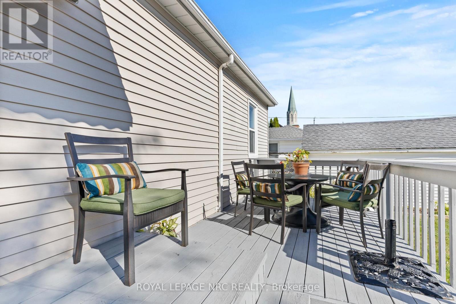 28 Augusta Avenue, St. Catharines, Ontario  L2M 5R2 - Photo 42 - X12370134