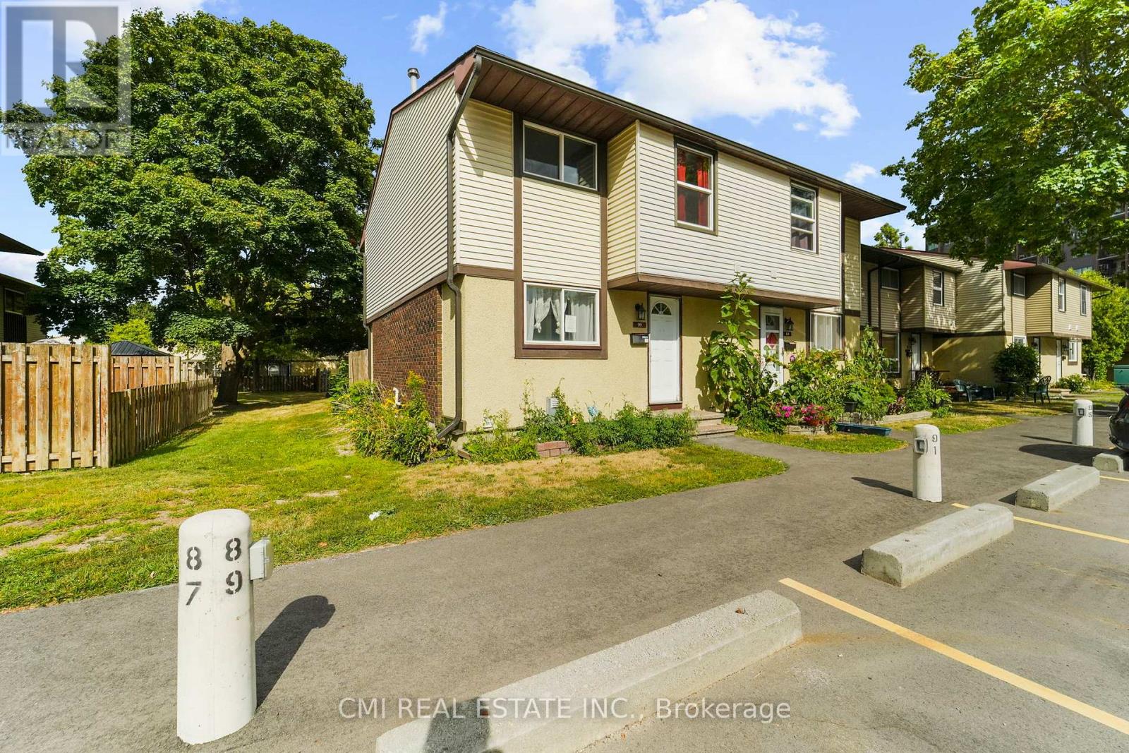 Property at 99 - 2570 SOUTHVALE CRESCENT image 4