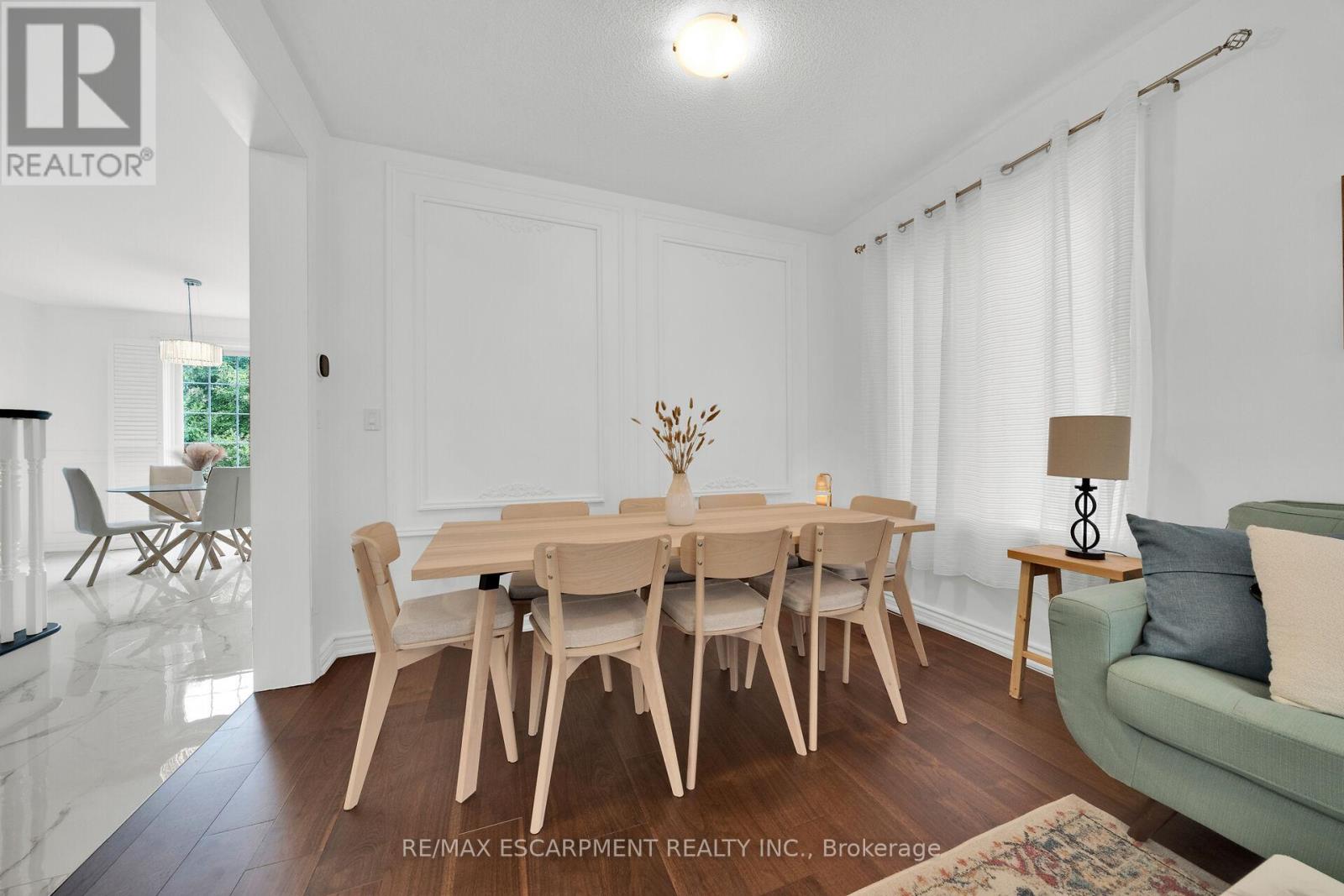 48 Montreal Circle, Hamilton, Ontario  L8E 0E1 - Photo 7 - X12369965