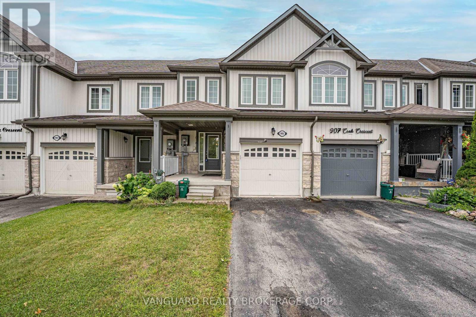 905 Cook Crescent, Shelburne, Ontario  L9V 3V1 - Photo 13 - X12369977