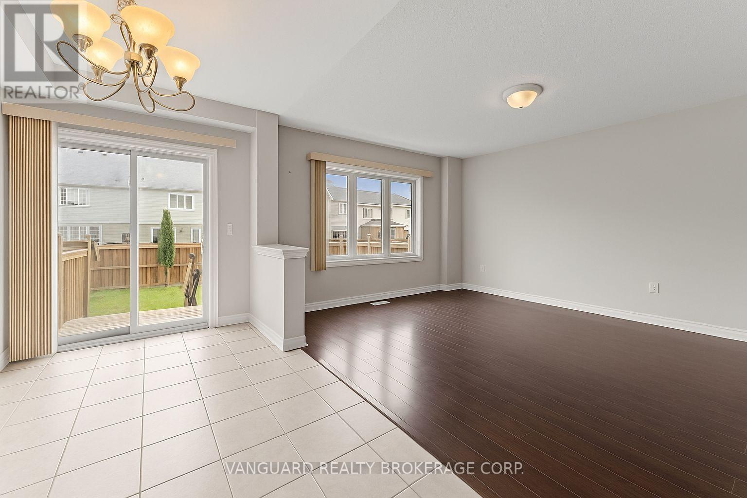 905 Cook Crescent, Shelburne, Ontario  L9V 3V1 - Photo 22 - X12369977