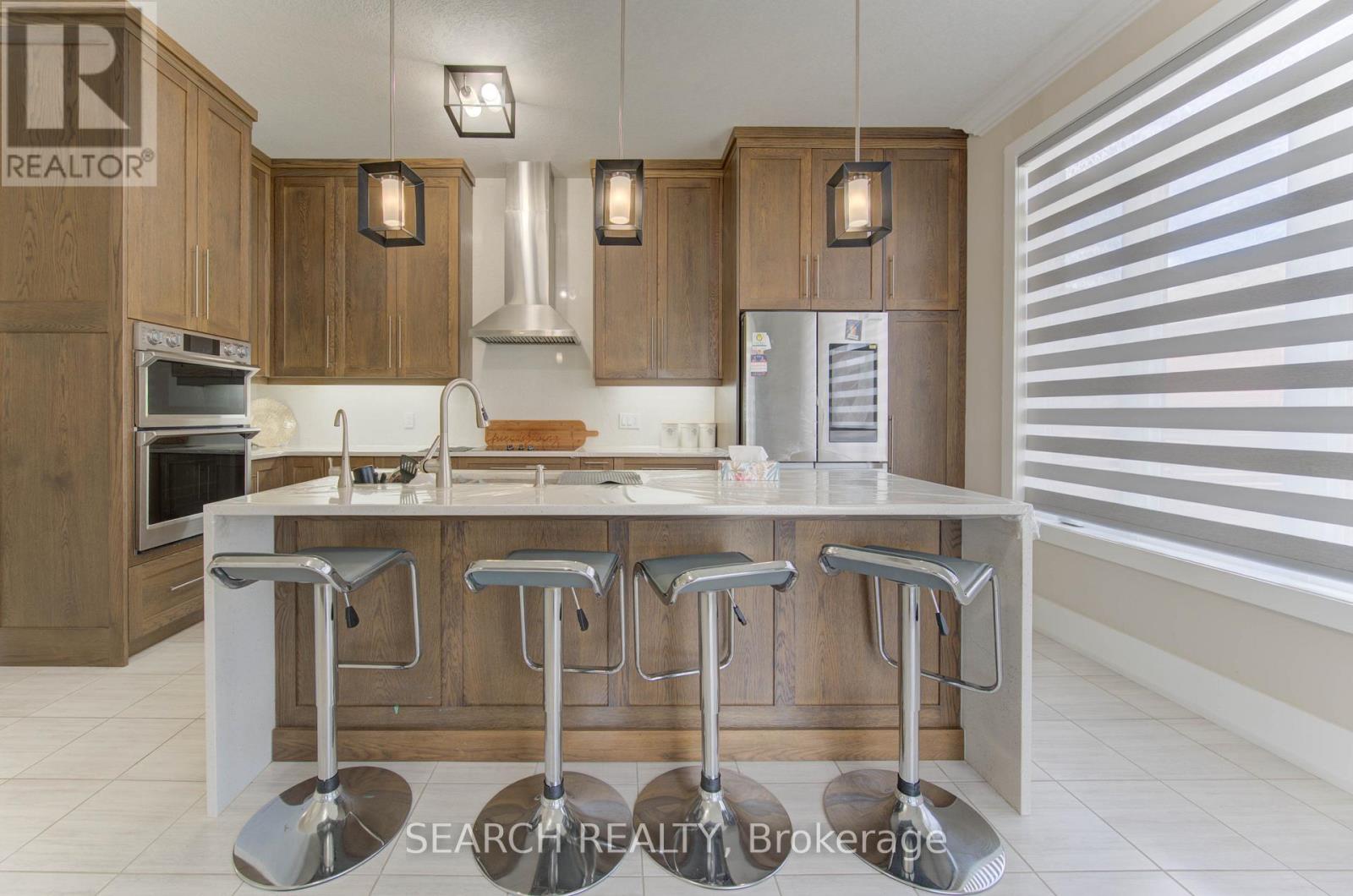 900 Pondcliffe Court, Kitchener, Ontario  N2R 0M4 - Photo 13 - X12369989