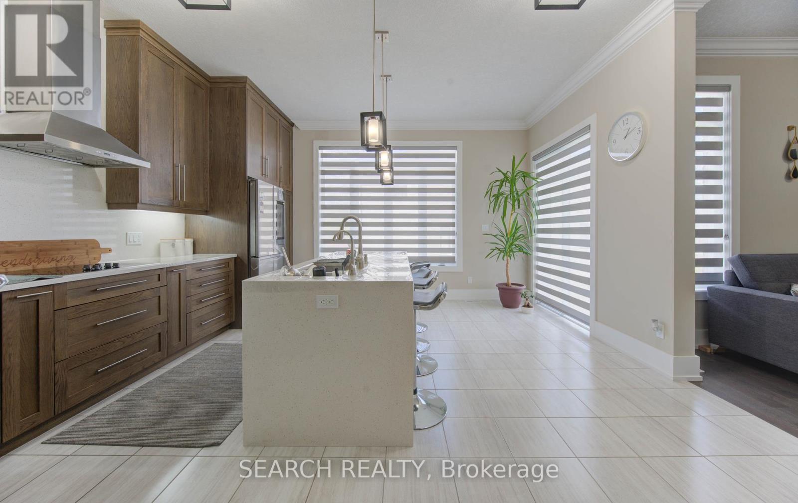 900 Pondcliffe Court, Kitchener, Ontario  N2R 0M4 - Photo 17 - X12369989