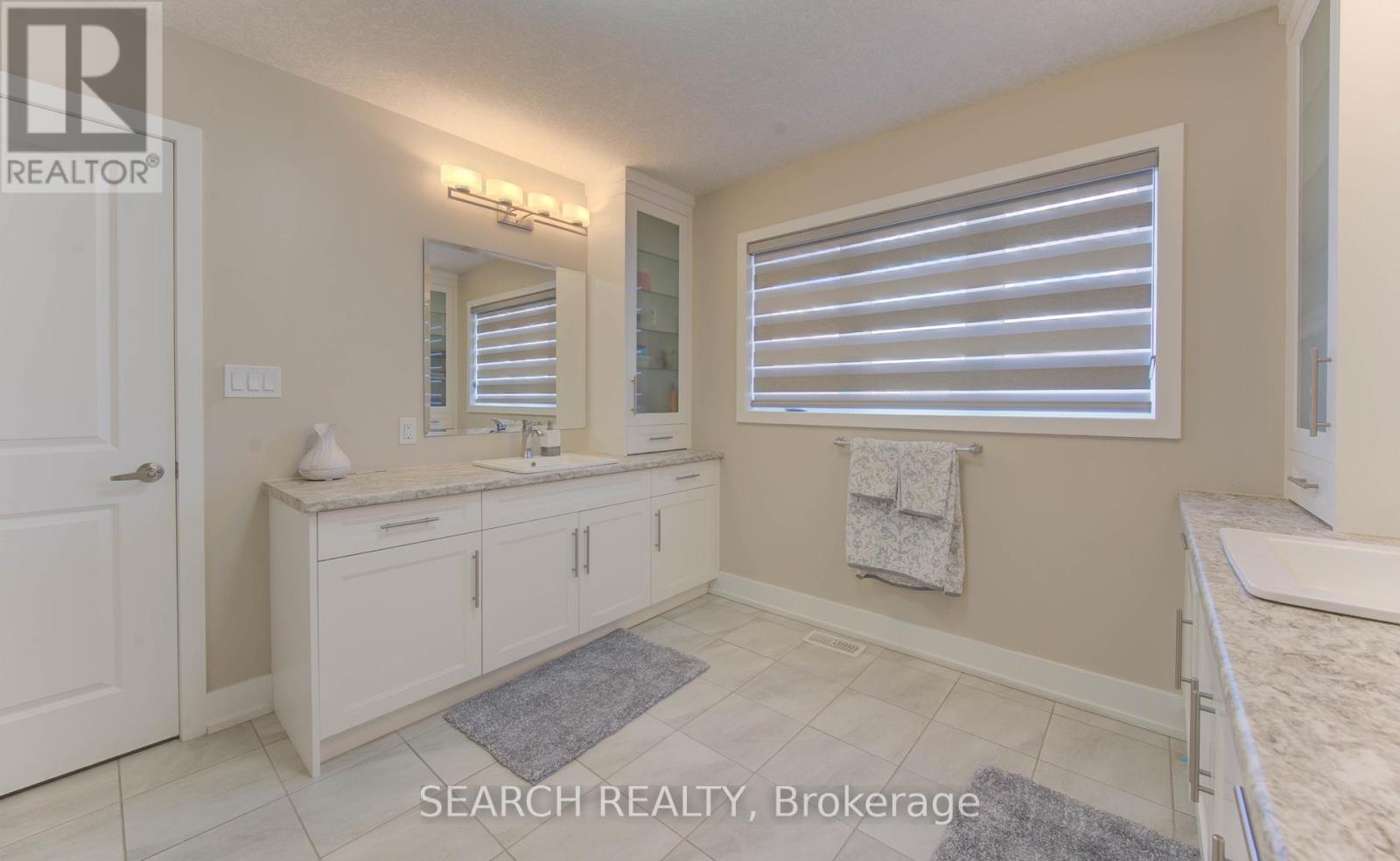 900 Pondcliffe Court, Kitchener, Ontario  N2R 0M4 - Photo 22 - X12369989