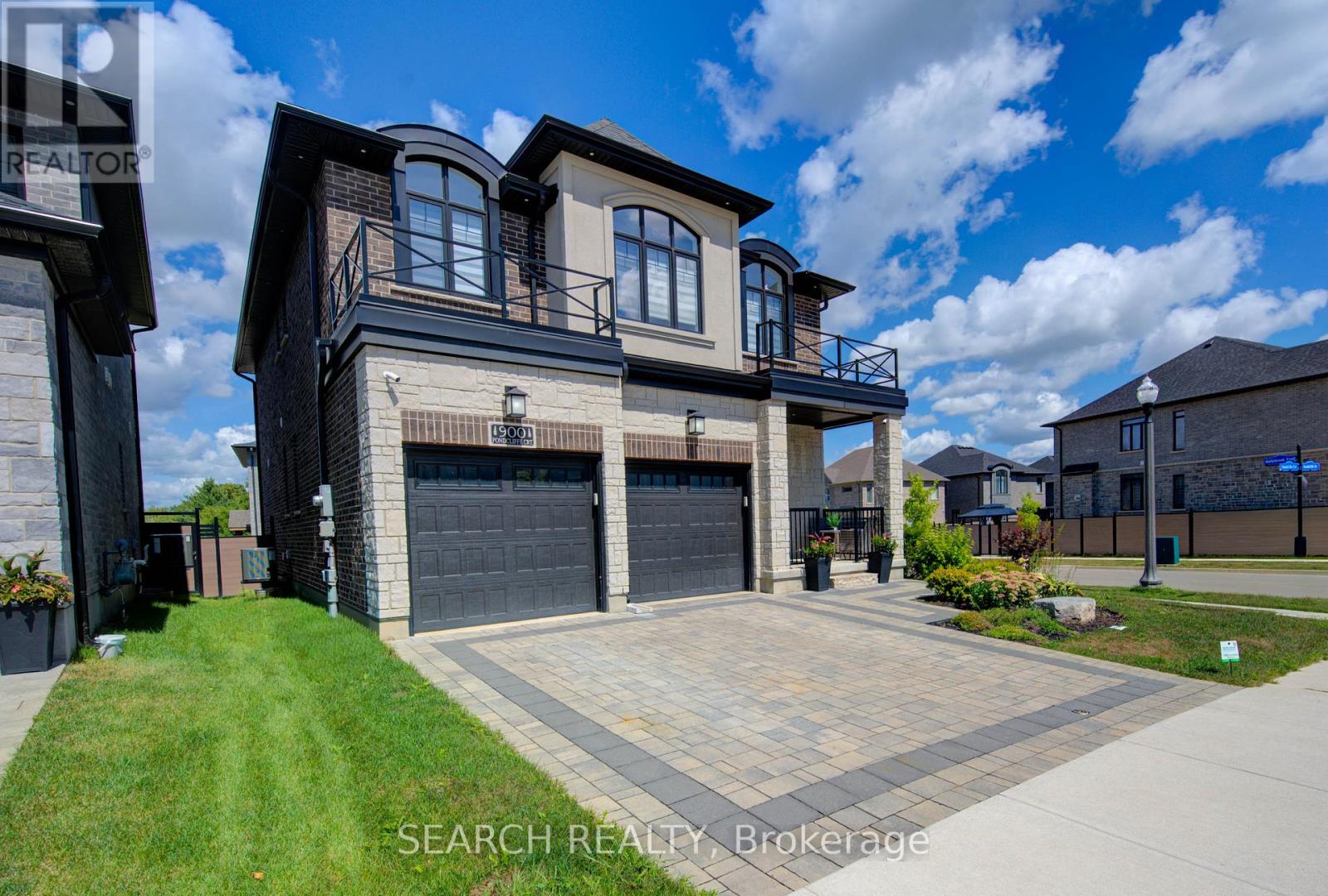 Property at 900 PONDCLIFFE COURT image 5