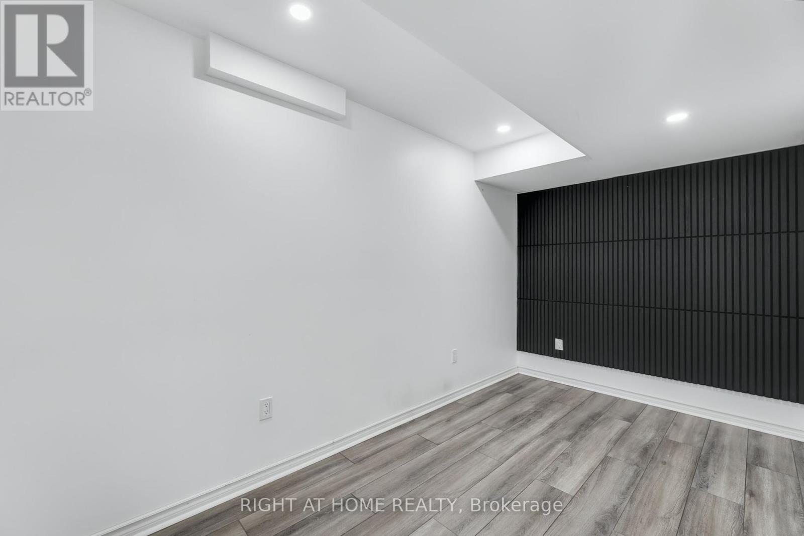 1578 Birchwood Drive, London South, Ontario  N6K 4X3 - Photo 26 - X12370065