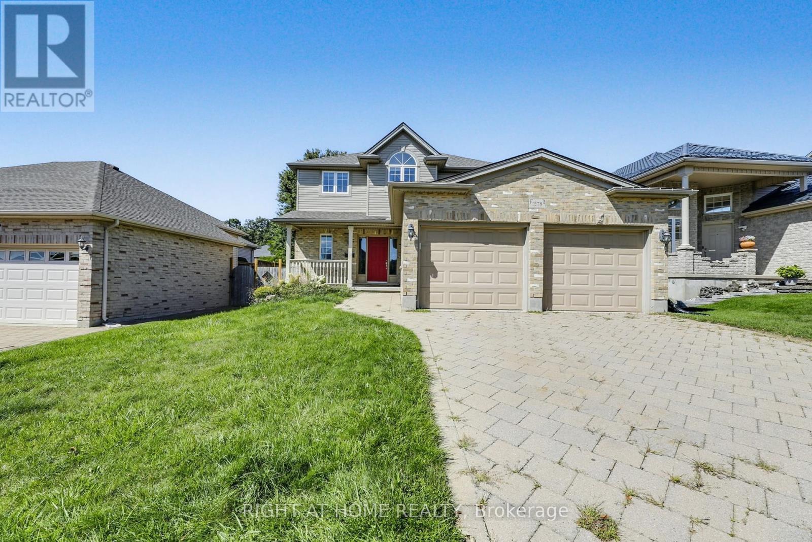 1578 Birchwood Drive, London South, Ontario  N6K 4X3 - Photo 3 - X12370065