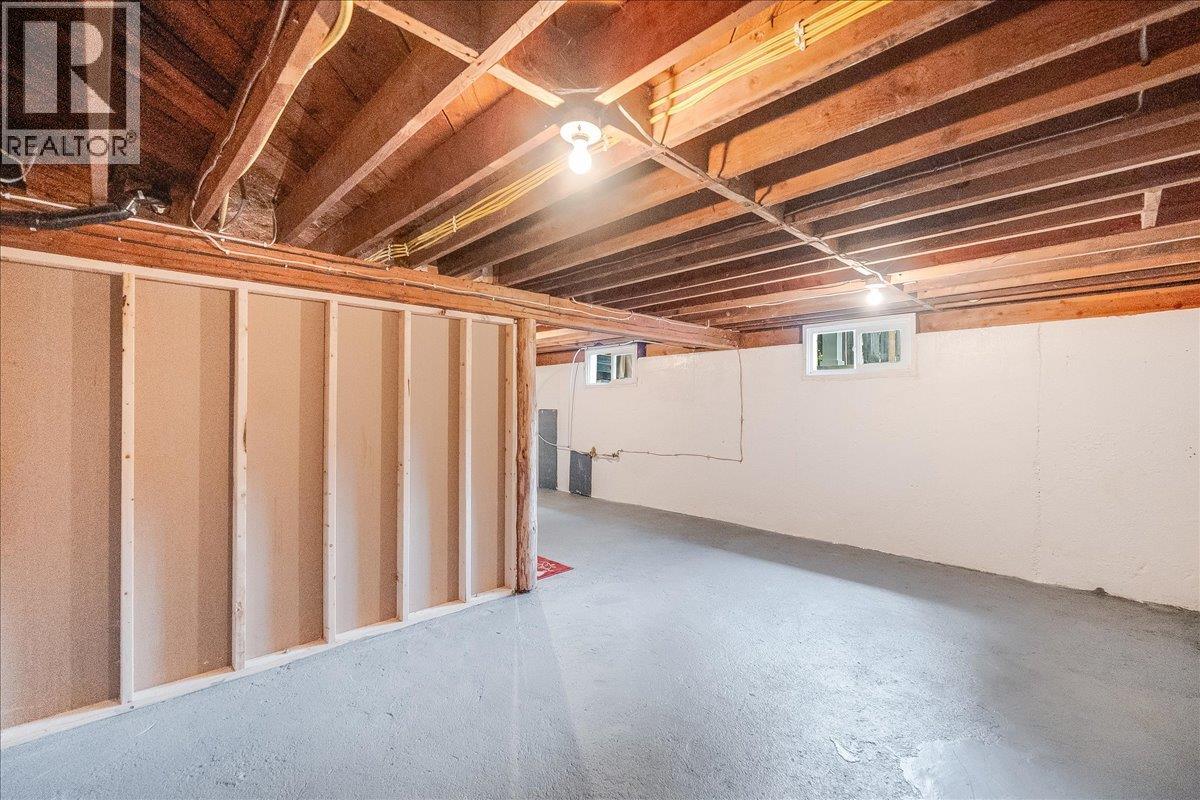 1918 Main Street, Fruitvale, British Columbia  V0G 1L0 - Photo 40 - 10360648