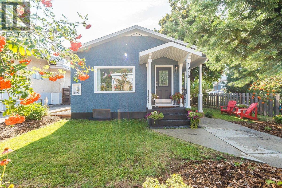 1918 Main Street, Fruitvale, British Columbia  V0G 1L0 - Photo 1 - 10360648